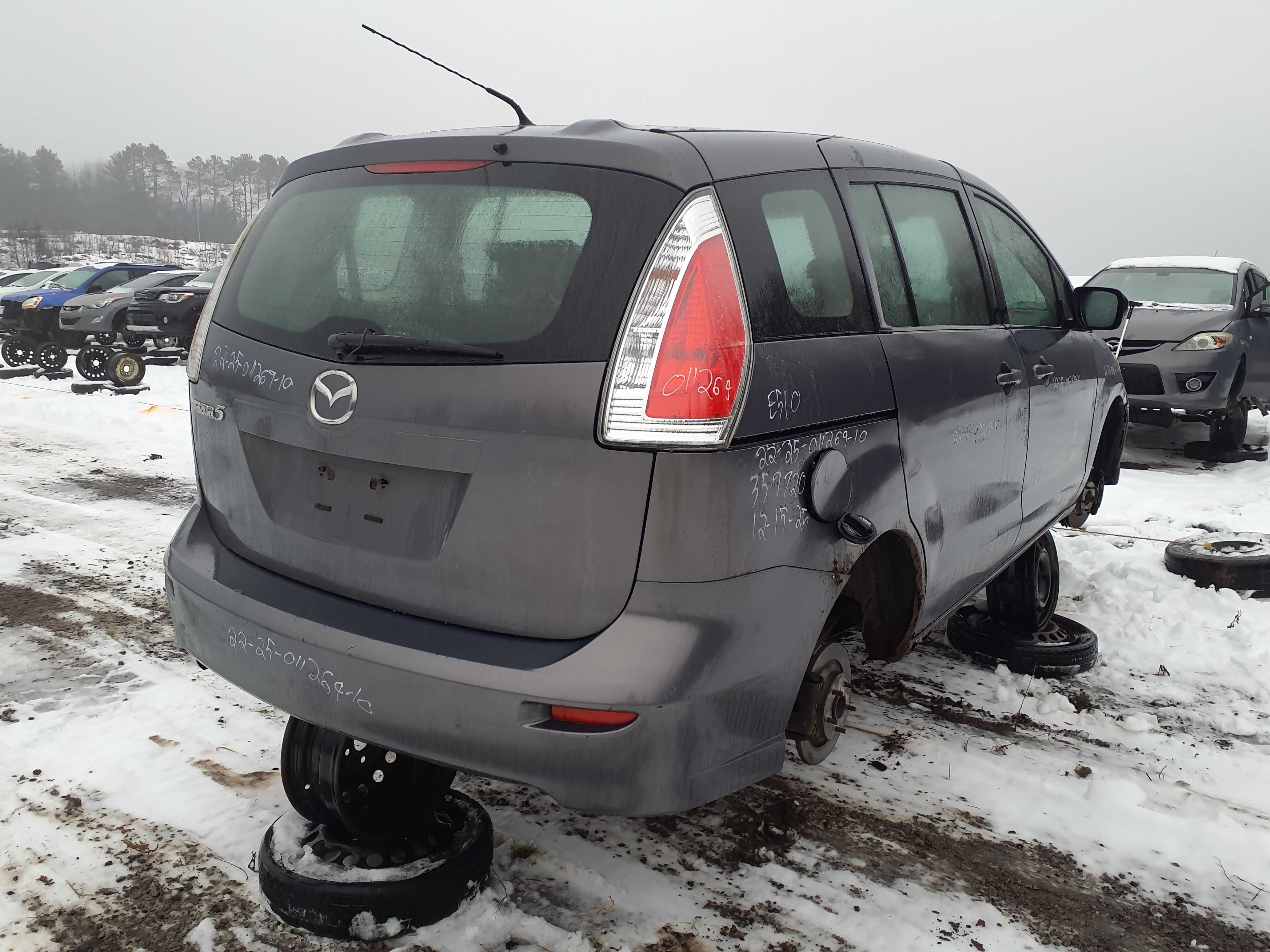 MAZDA MAZDA5 2010