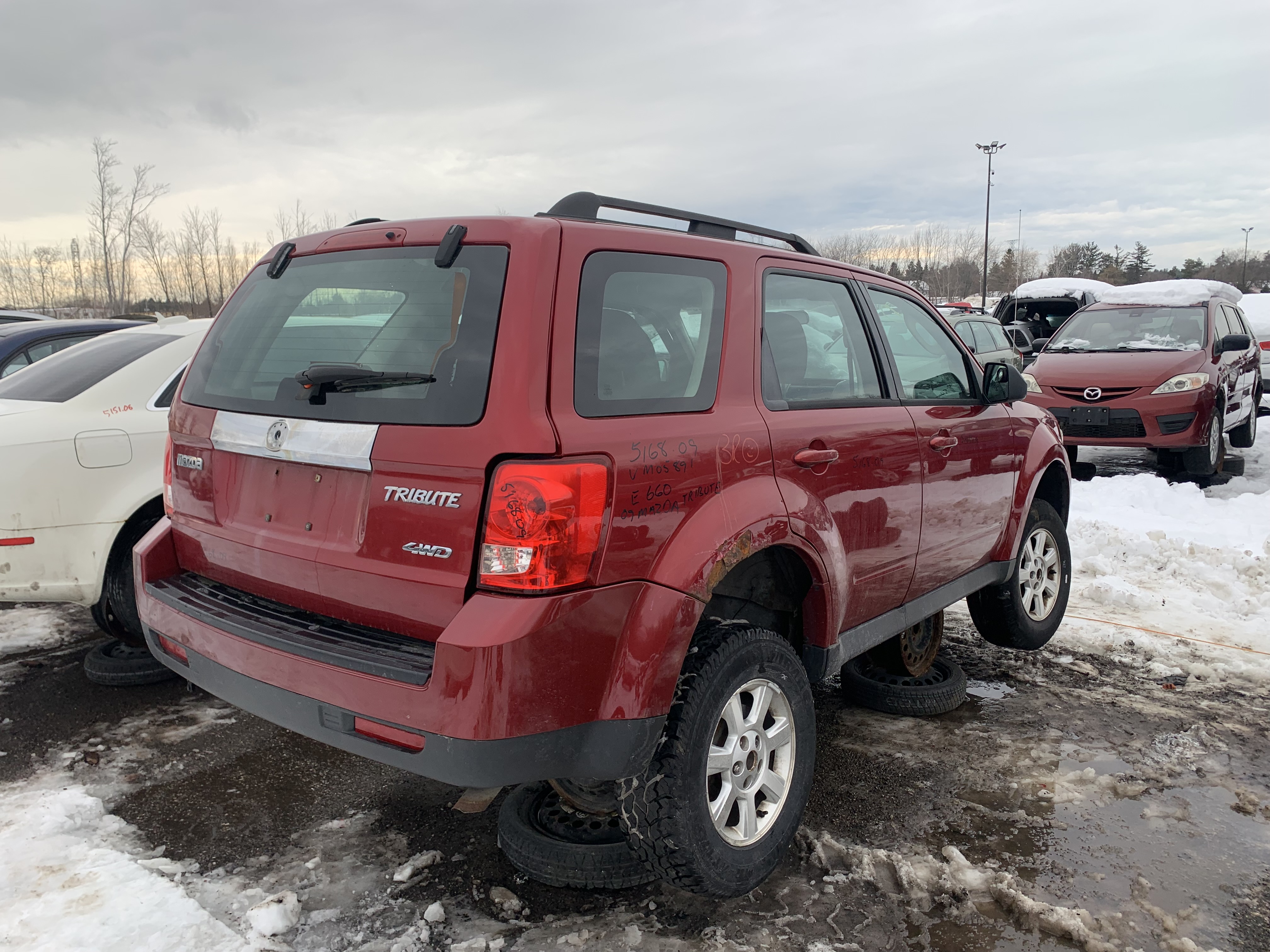 MAZDA TRIBUTE 2009