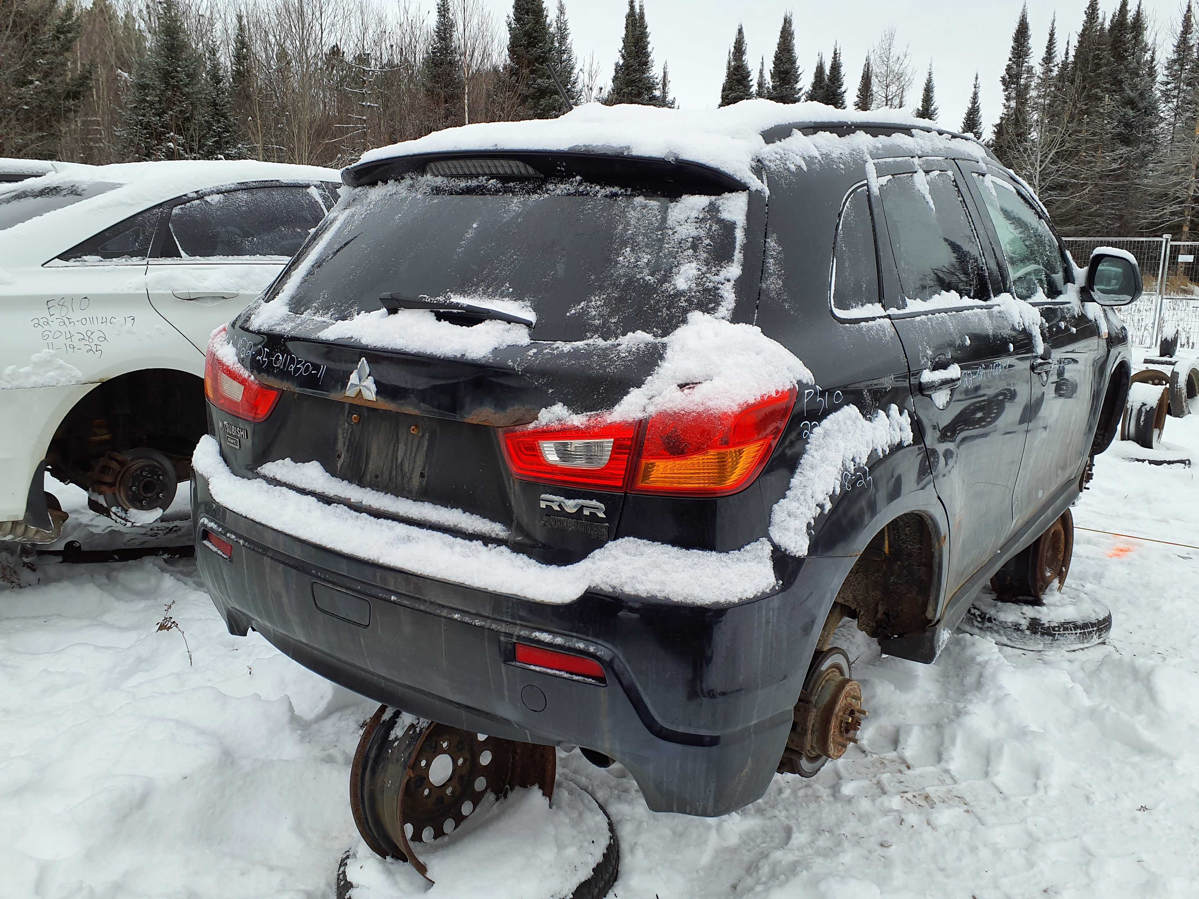 MITSUBISHI RVR 2011
