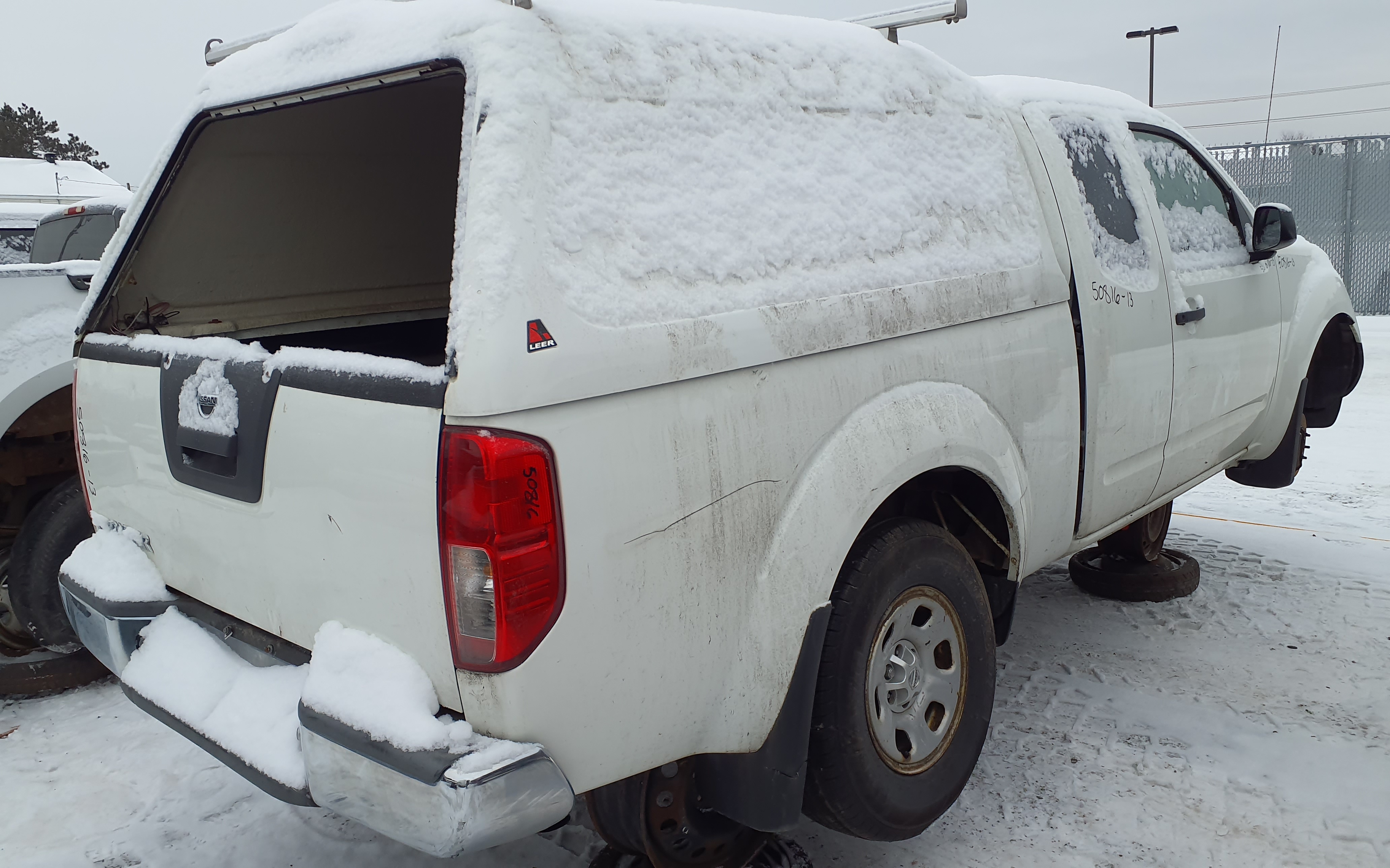 NISSAN FRONTIER 2013