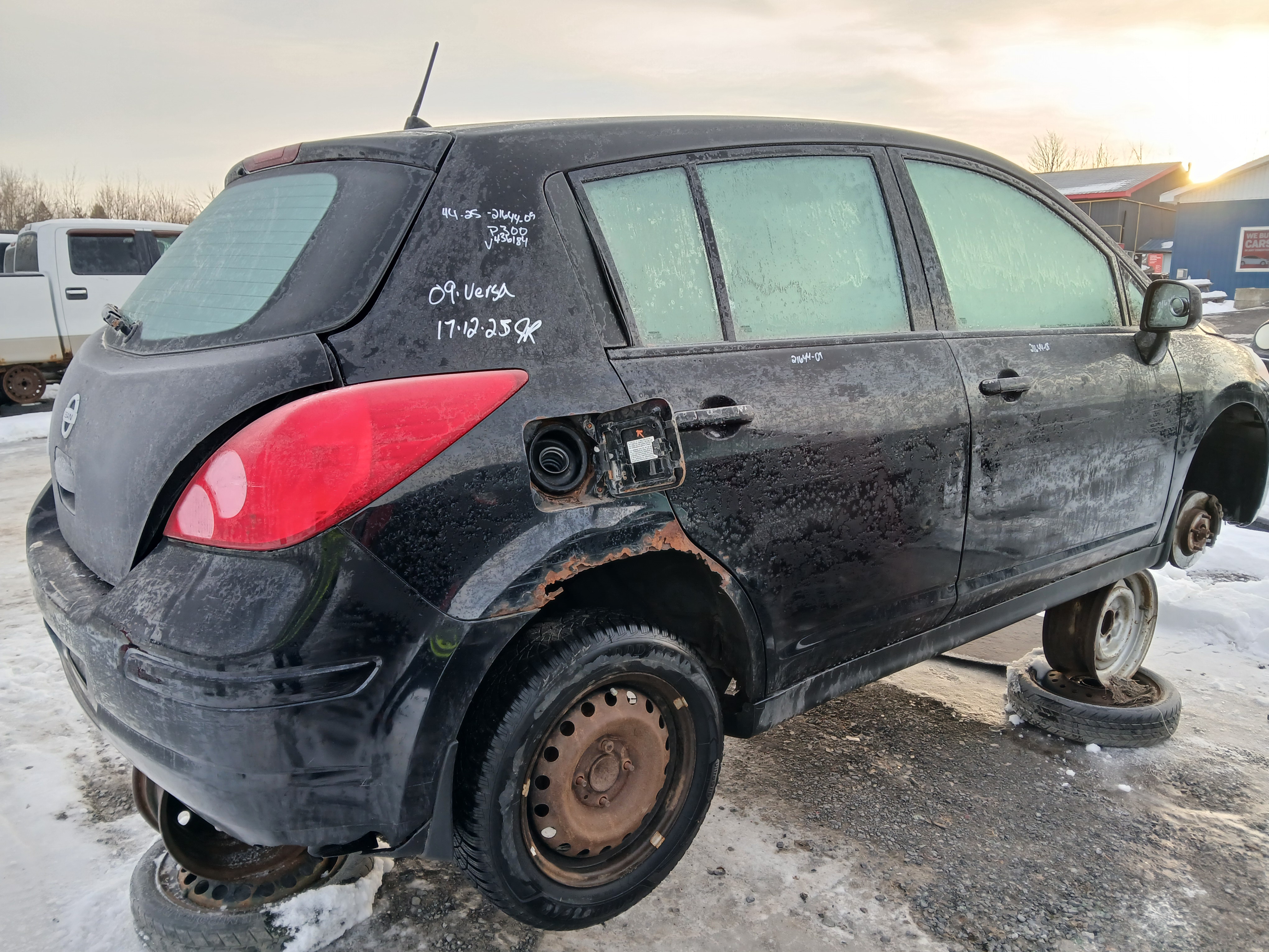 NISSAN VERSA 2009