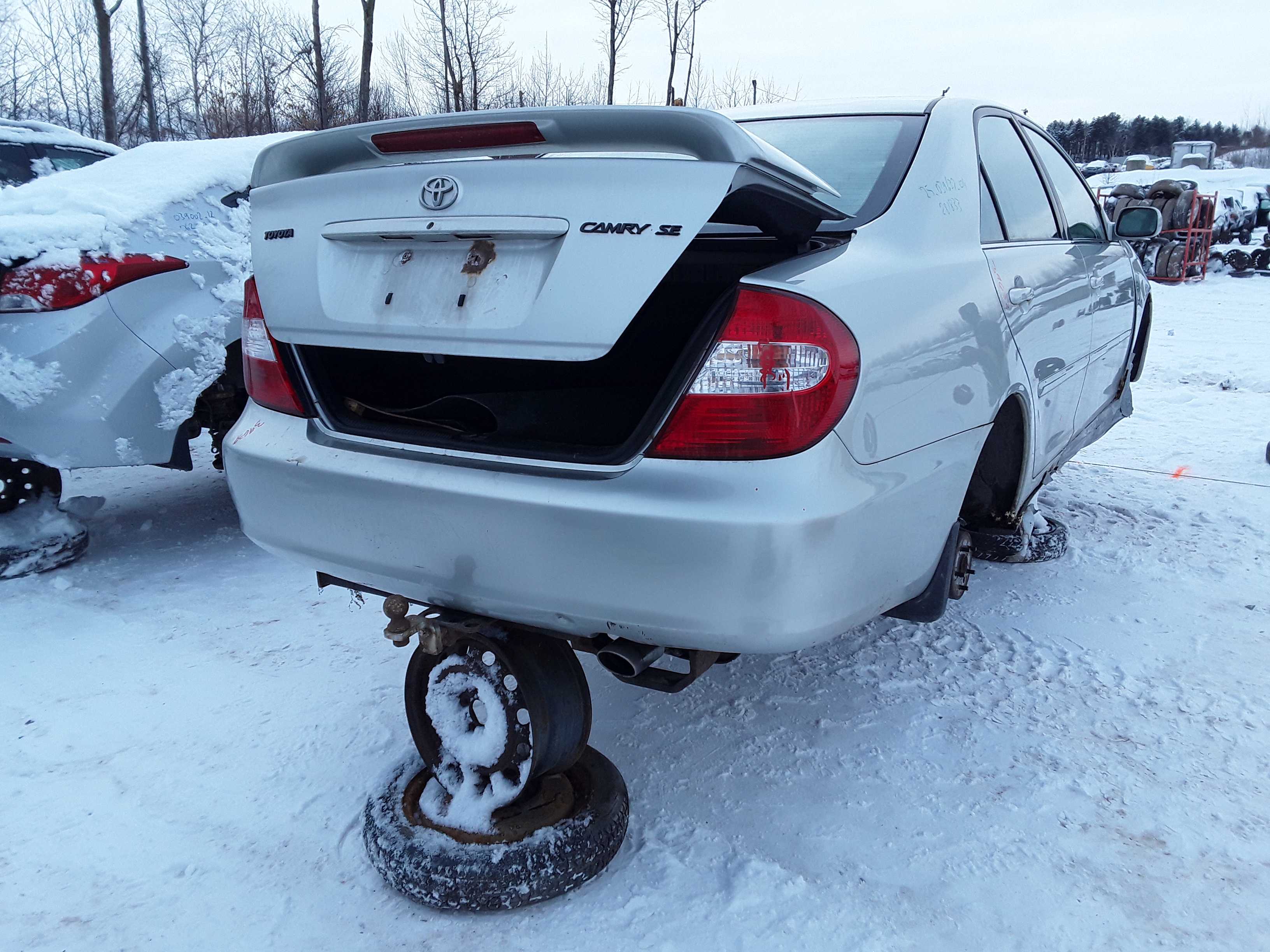 TOYOTA CAMRY 2004