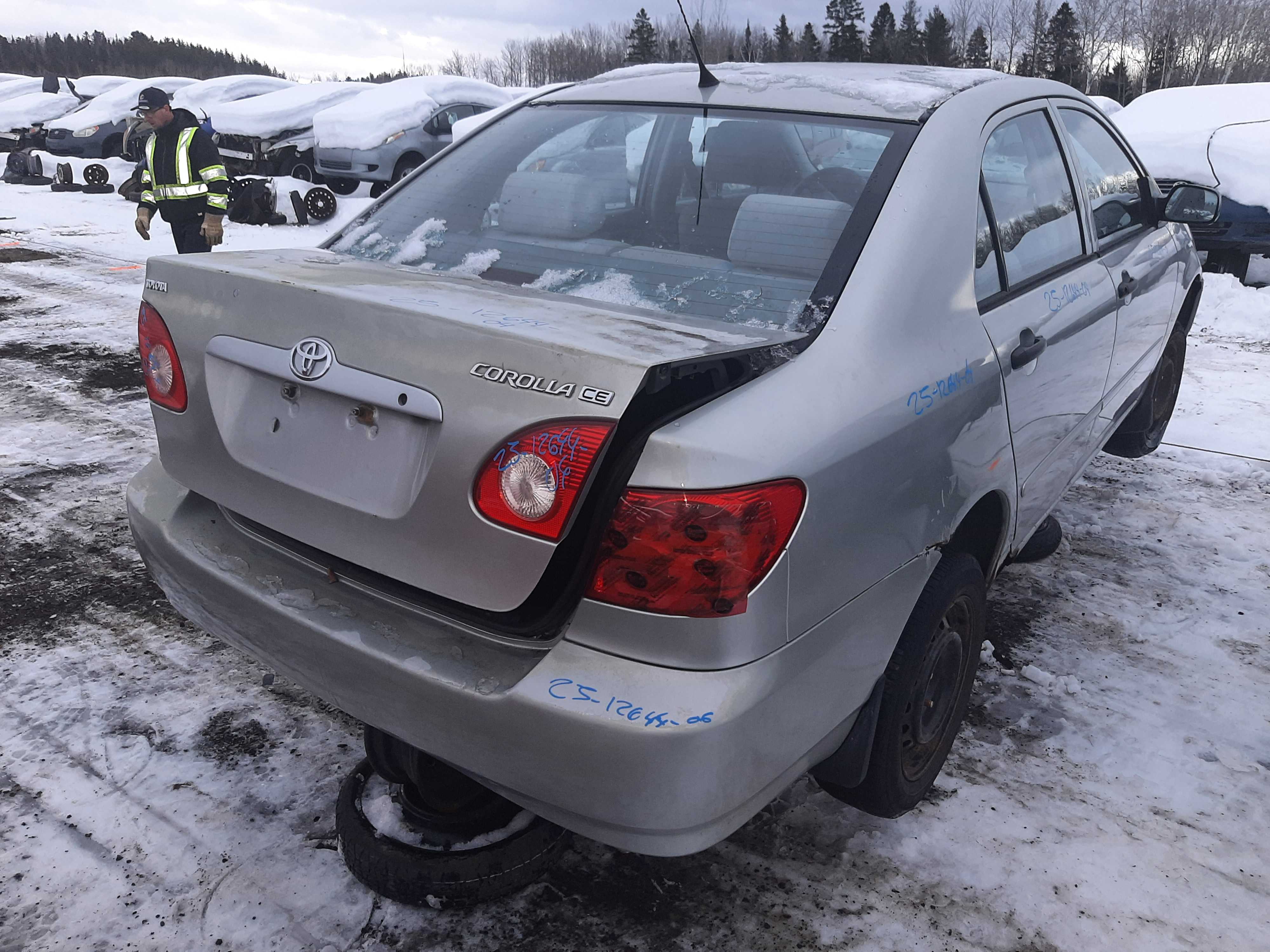 TOYOTA COROLLA 2004