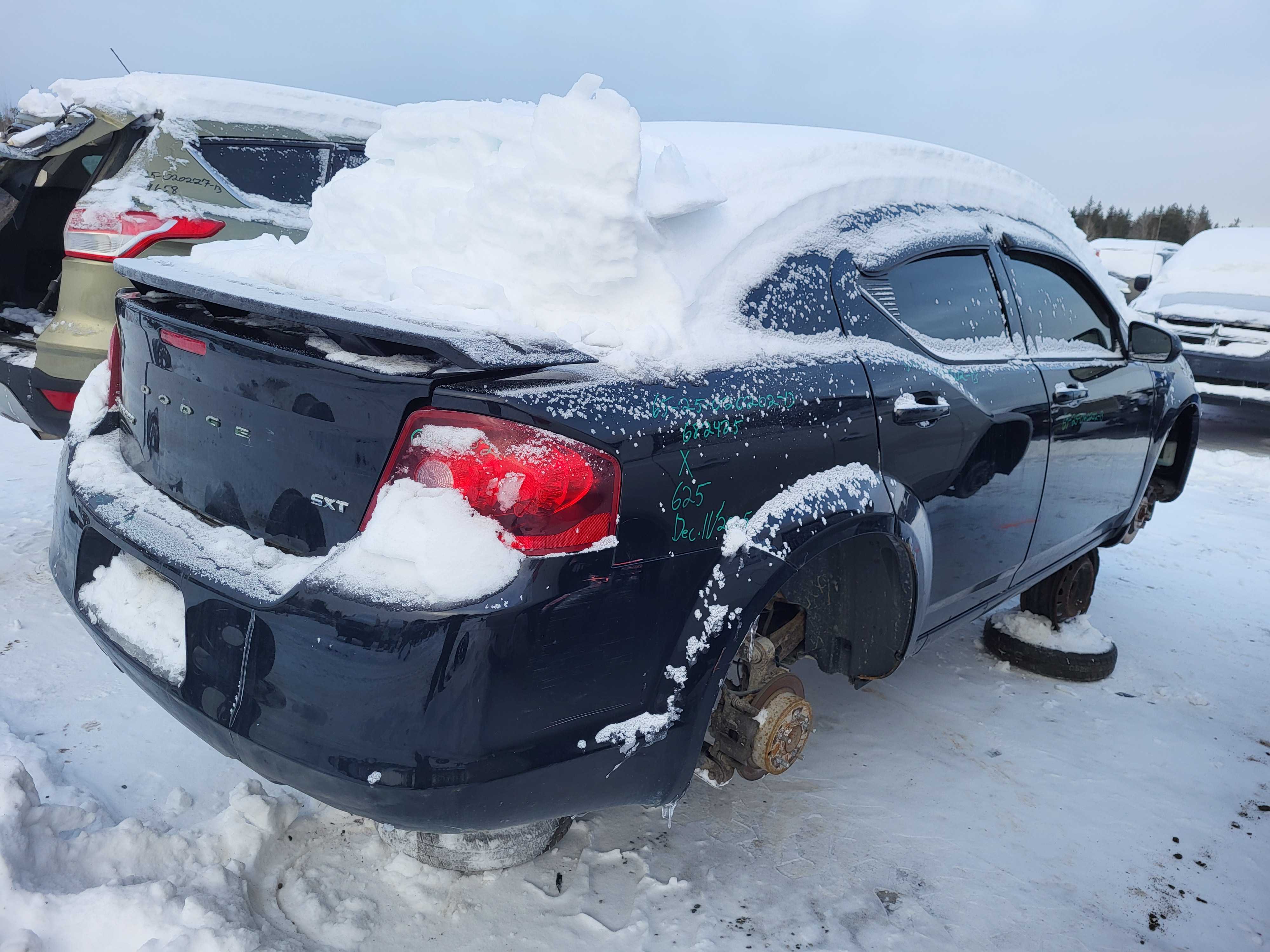 DODGE AVENGER 2013