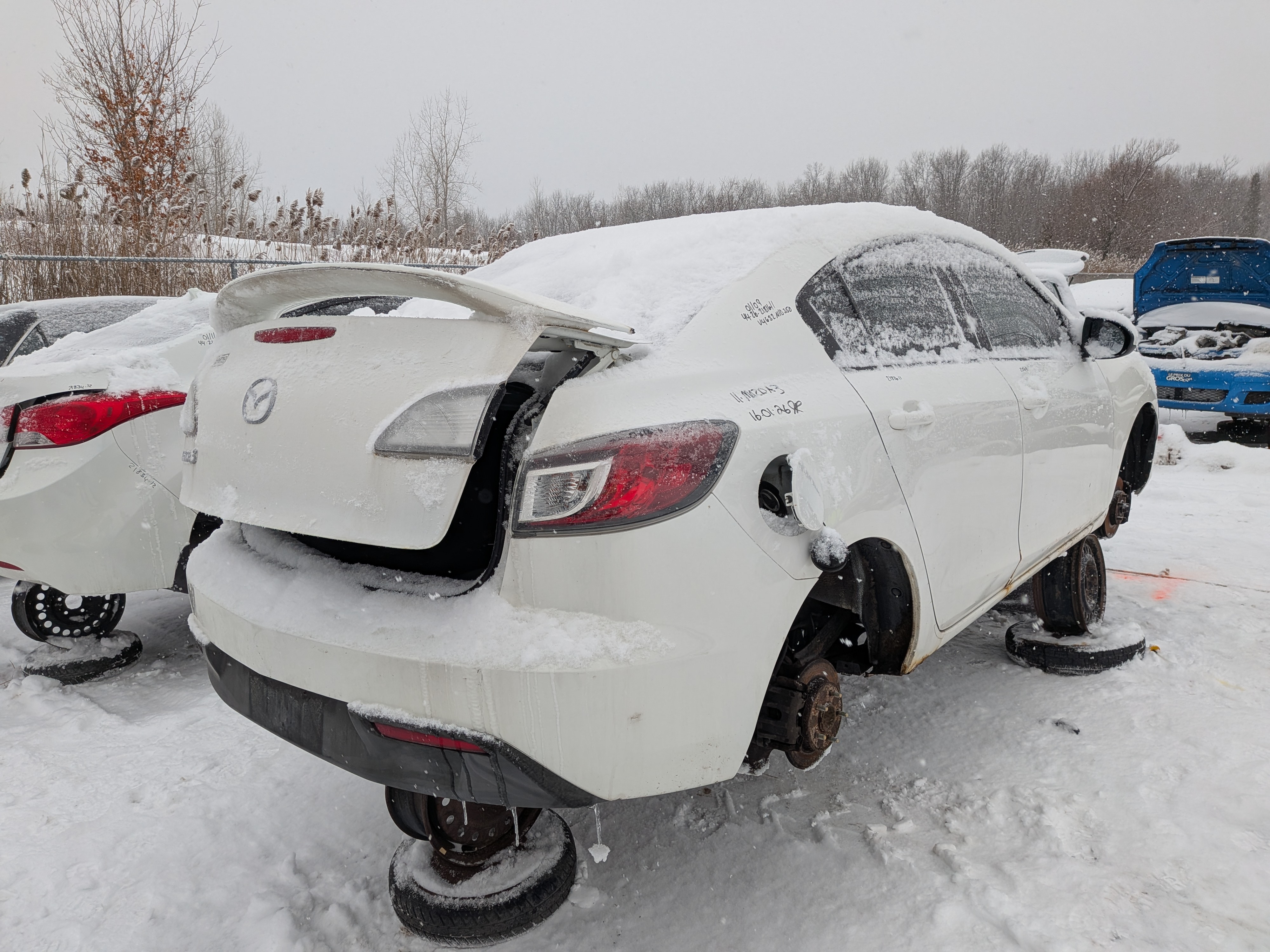 MAZDA MAZDA3 2011