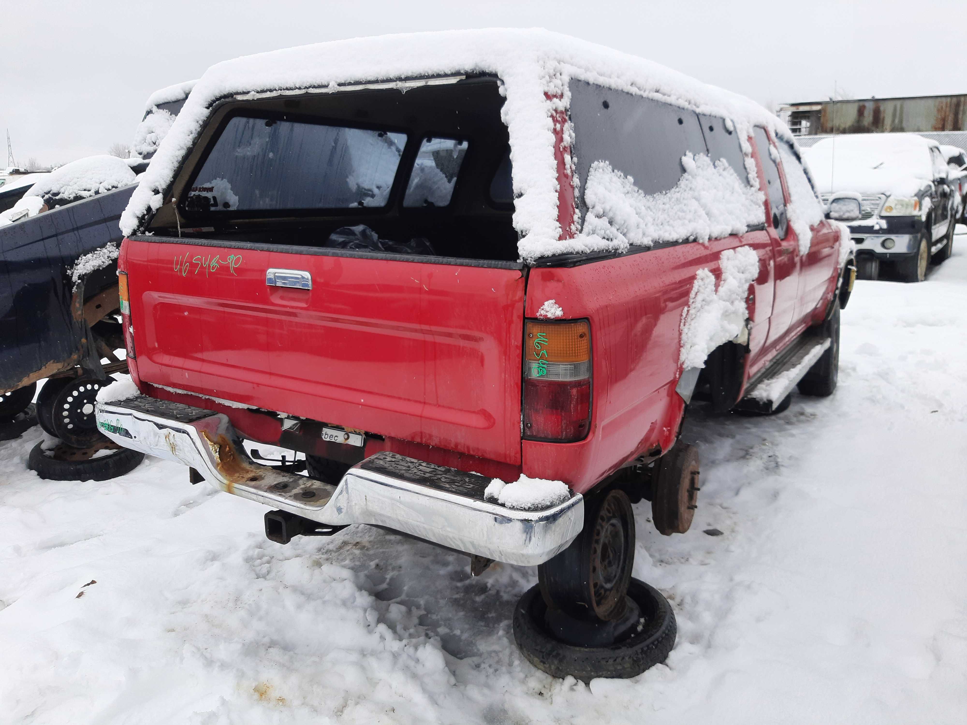 TOYOTA PICKUP 1990
