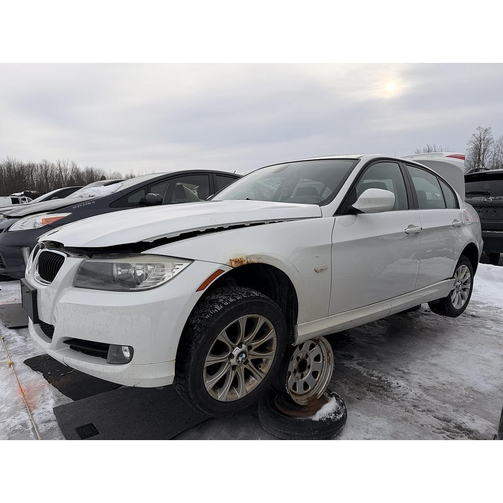 BMW 323 2011