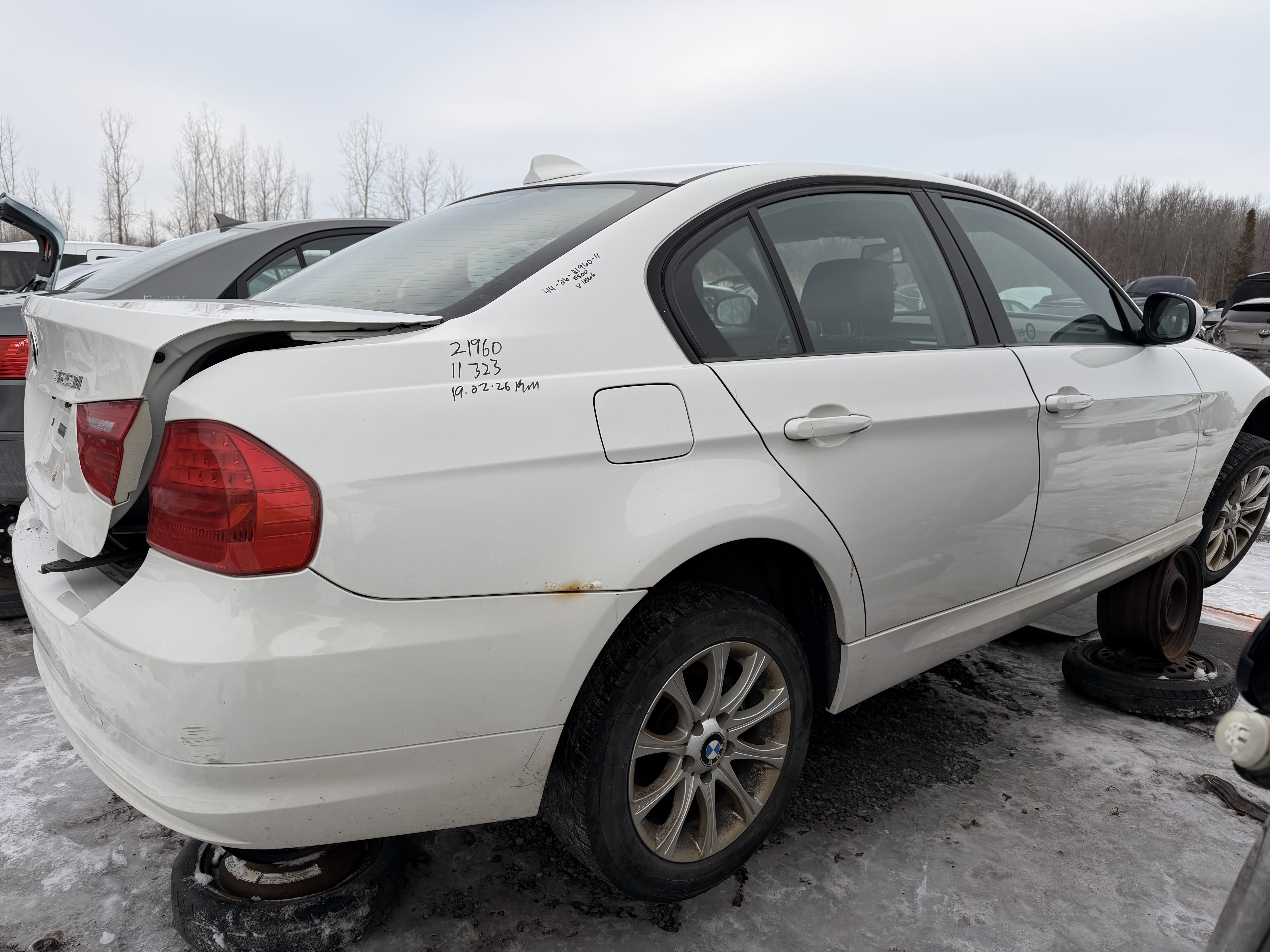 BMW 323 2011