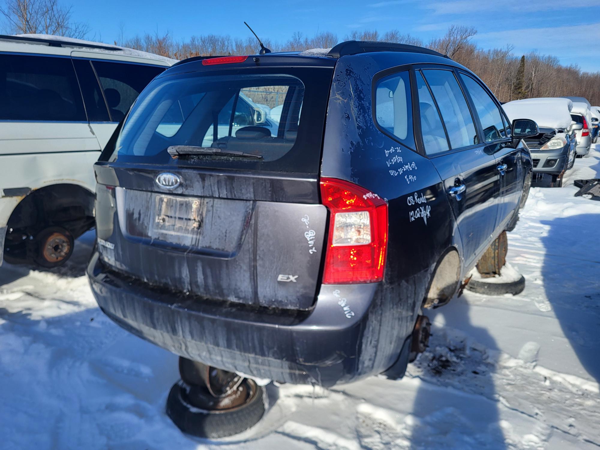 KIA RONDO 2008