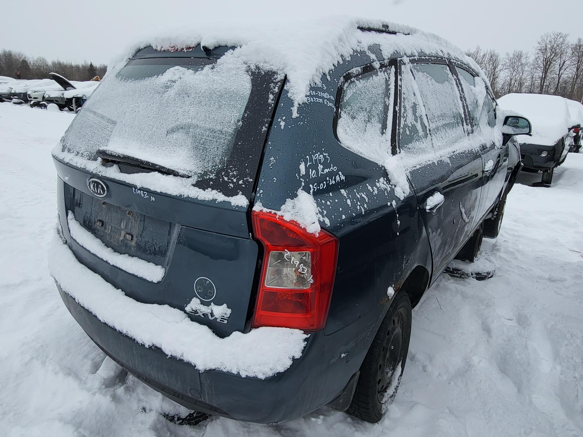 KIA RONDO 2010
