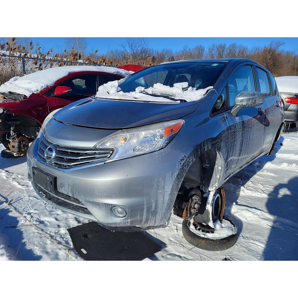 NISSAN VERSA 2015