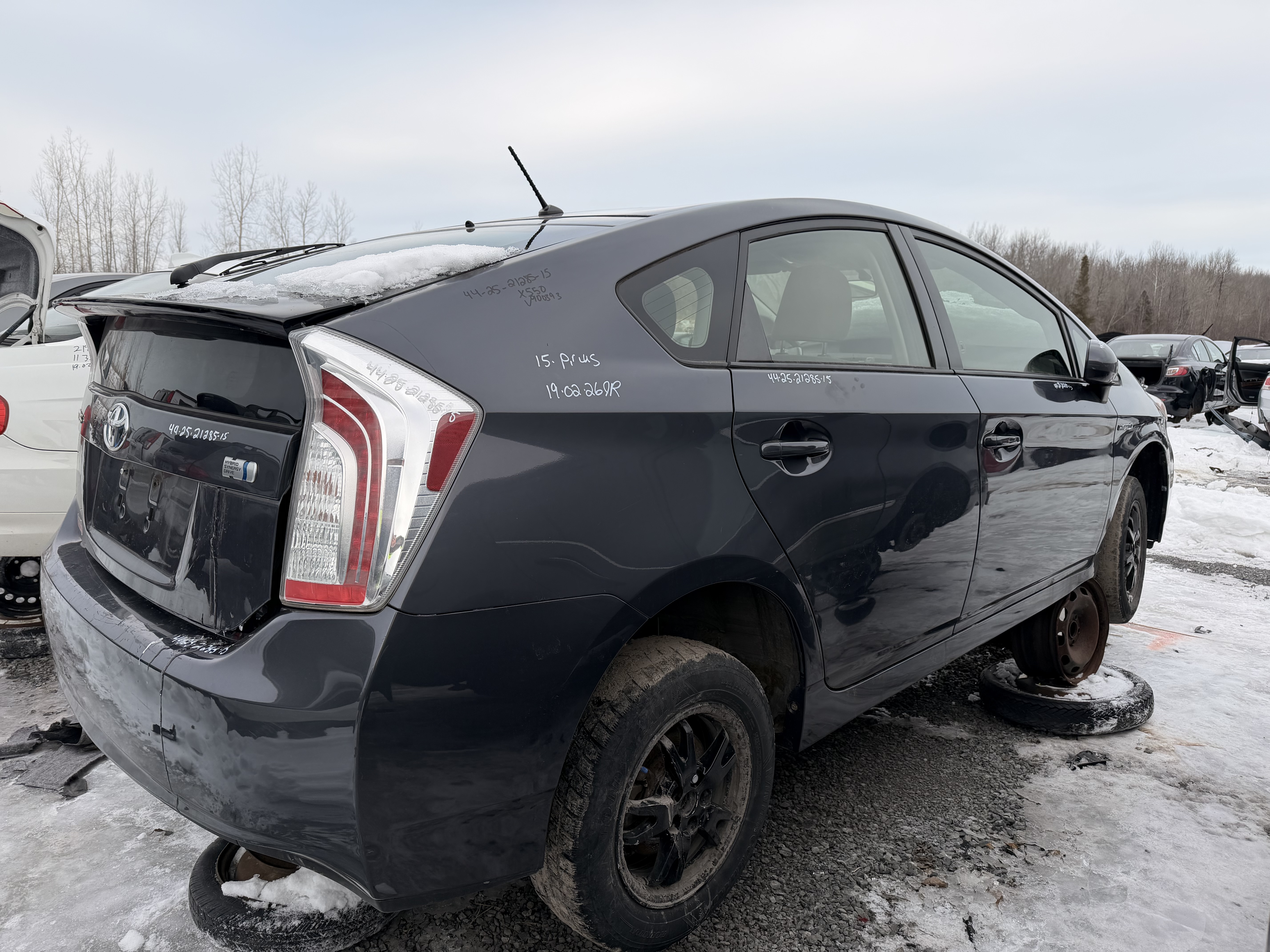 TOYOTA PRIUS 2015