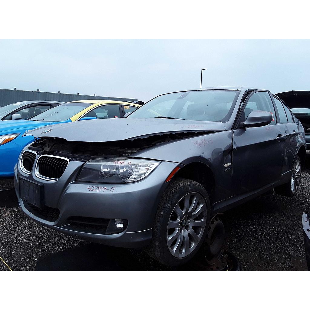 BMW 328 2011