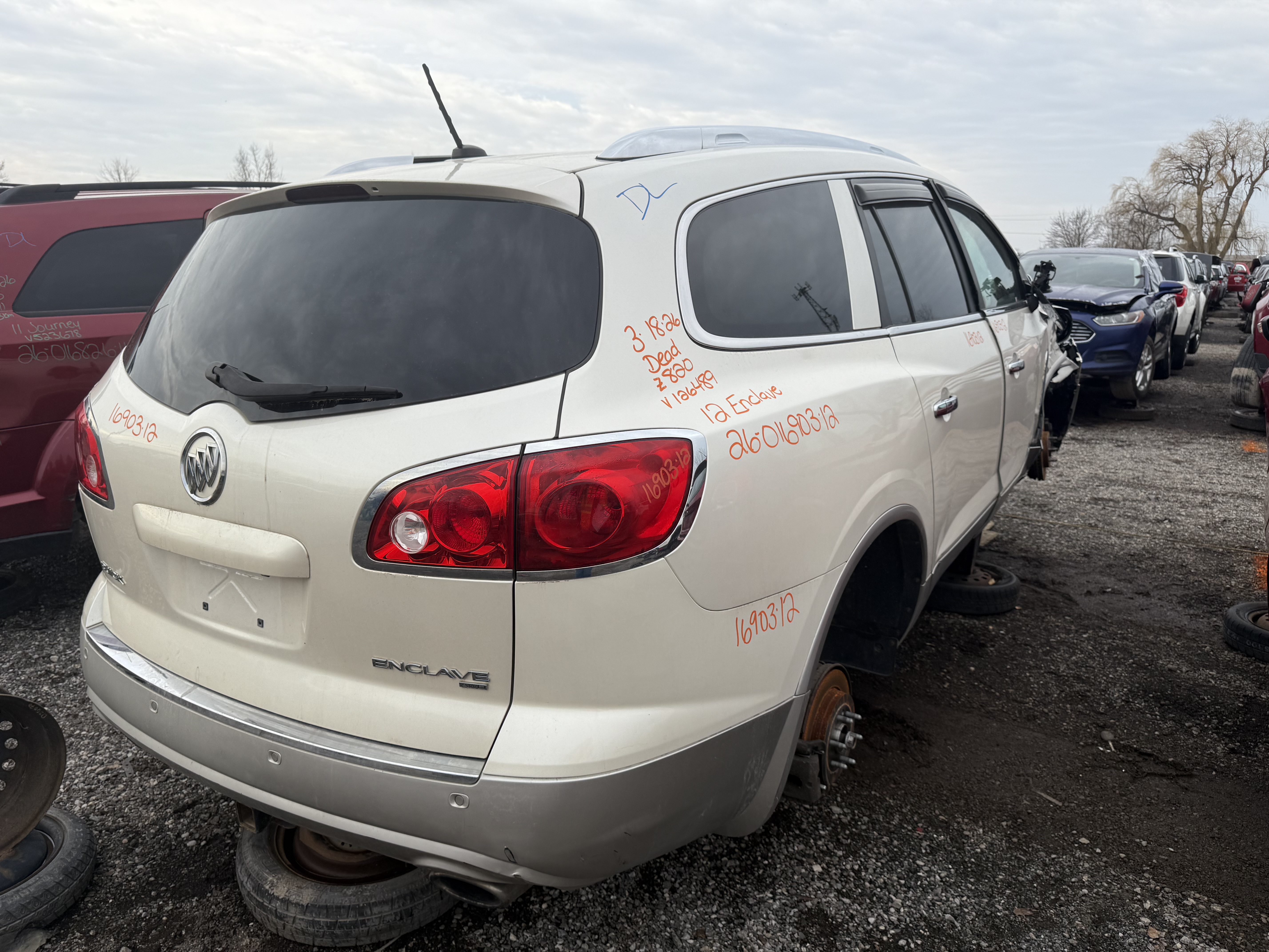 BUICK ENCLAVE 2012
