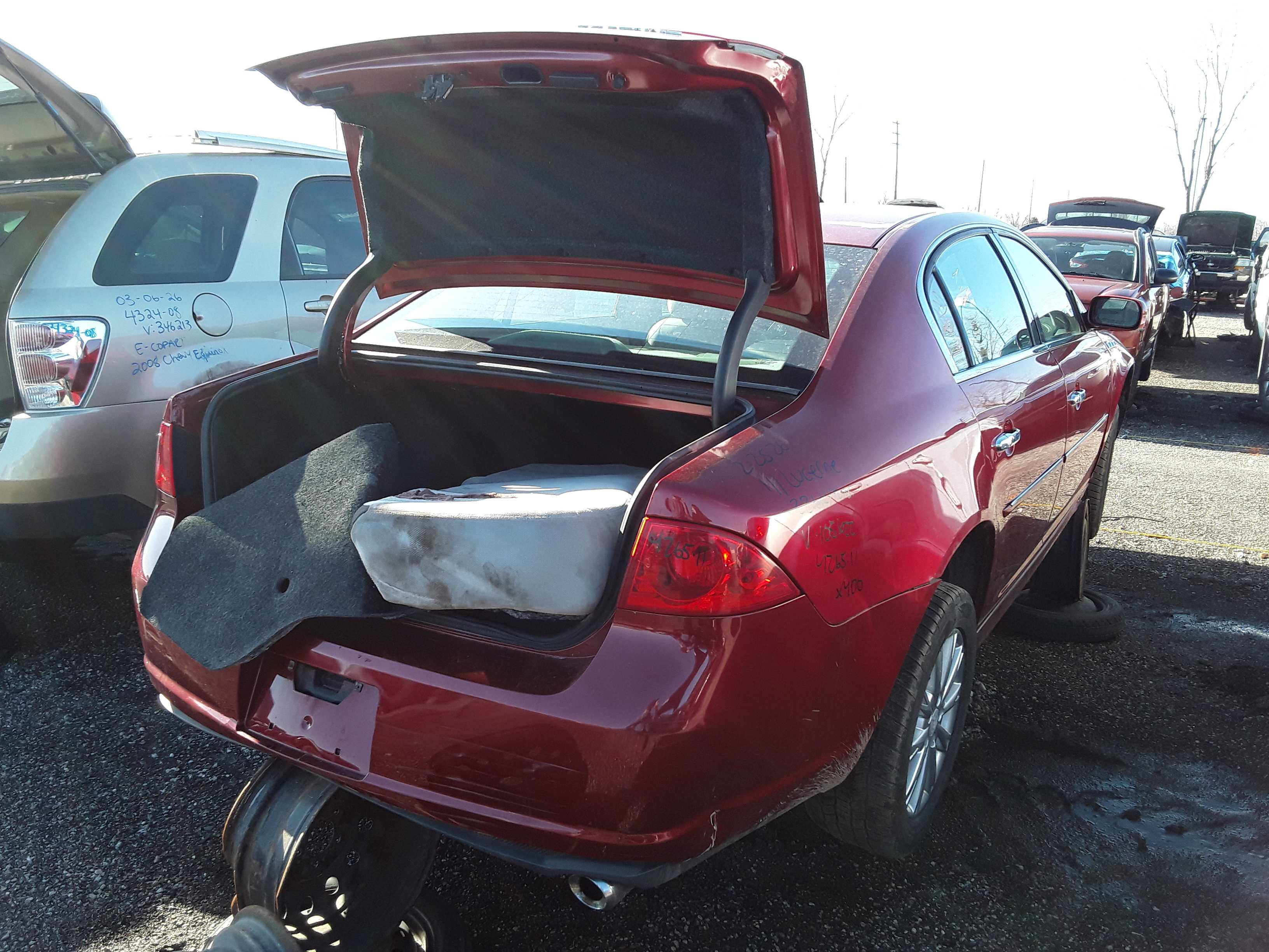 BUICK LUCERNE 2011