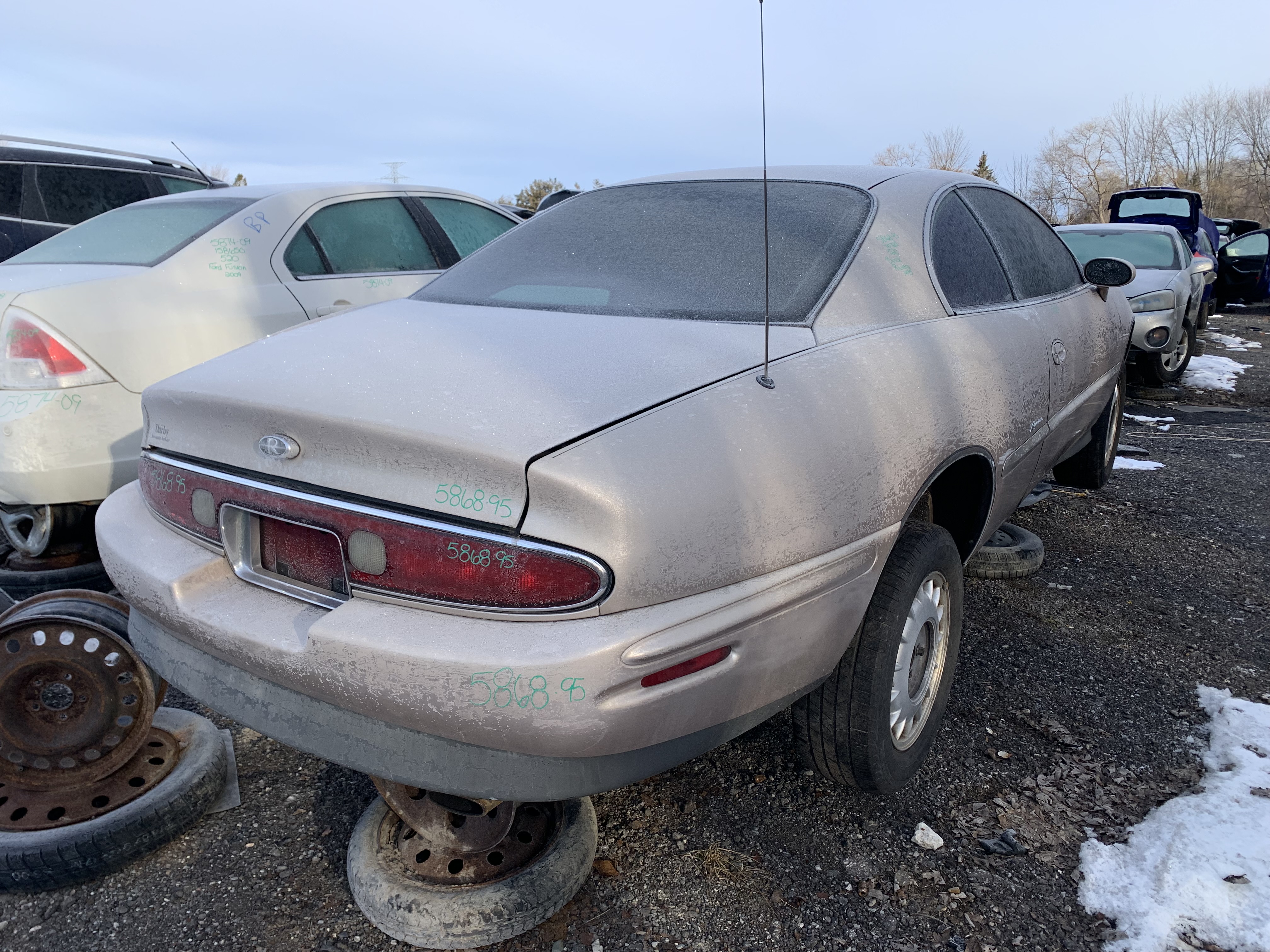 BUICK RIVIERA 1995