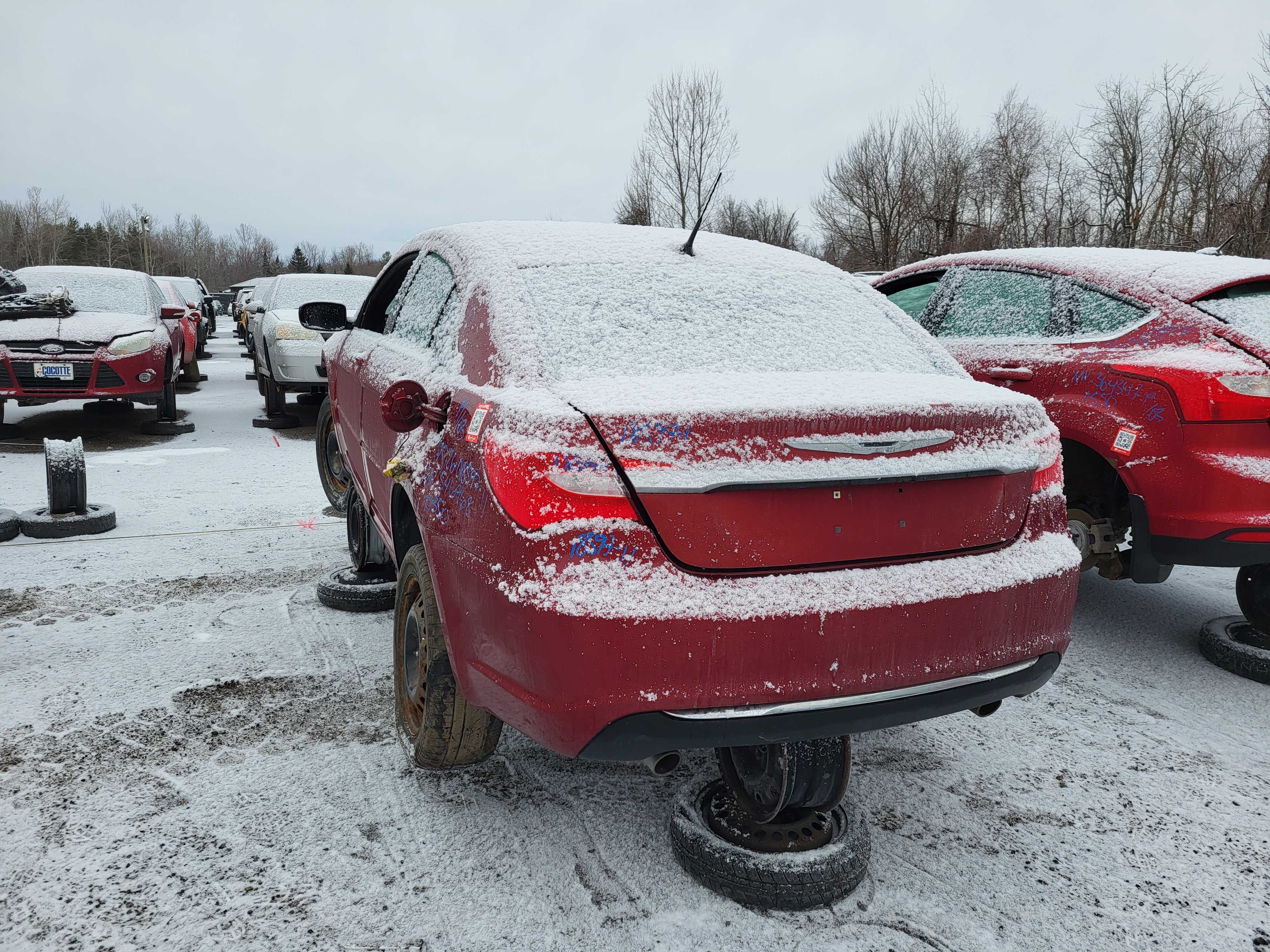 CHRYSLER 200 2011
