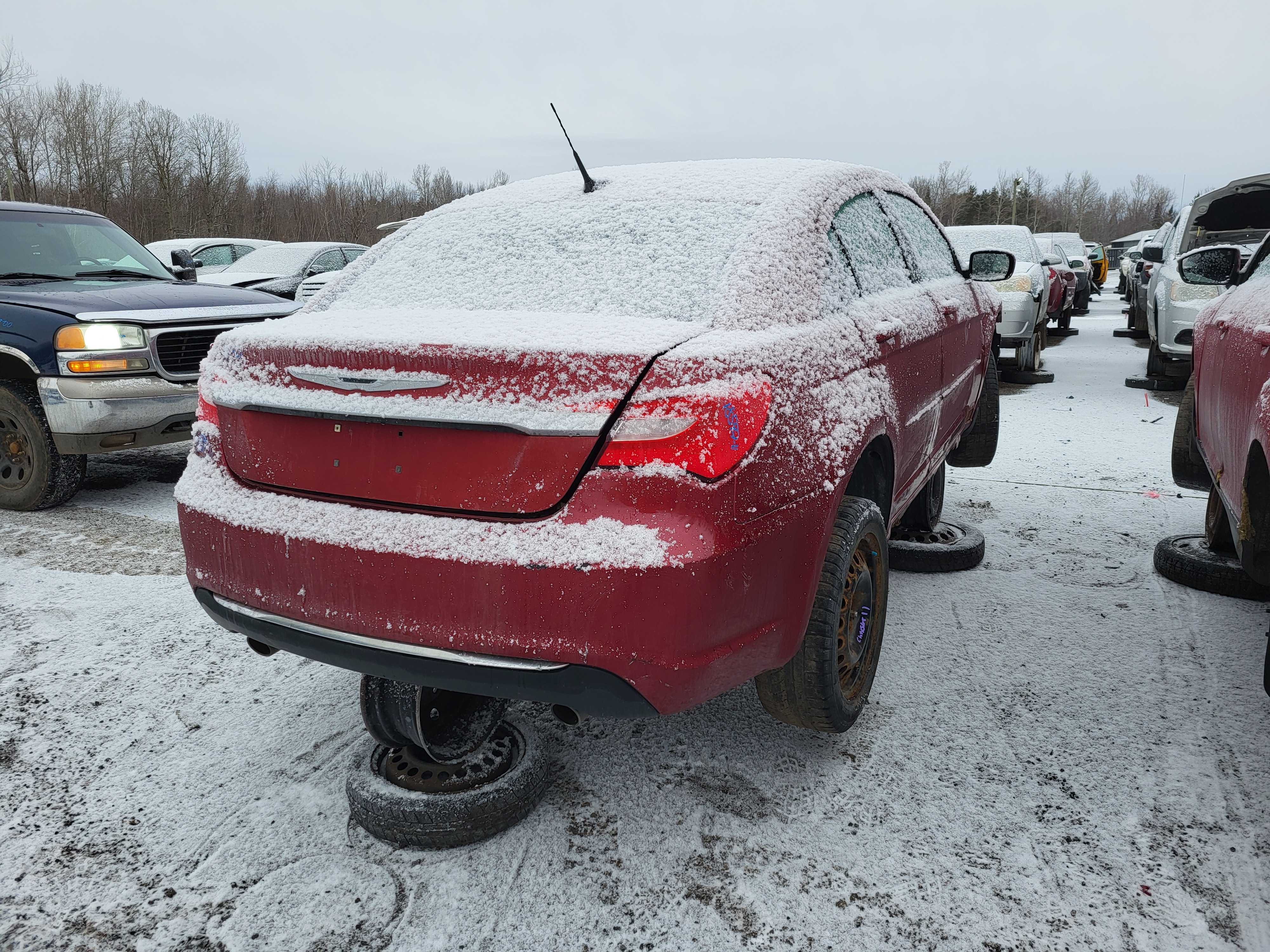 CHRYSLER 200 2011