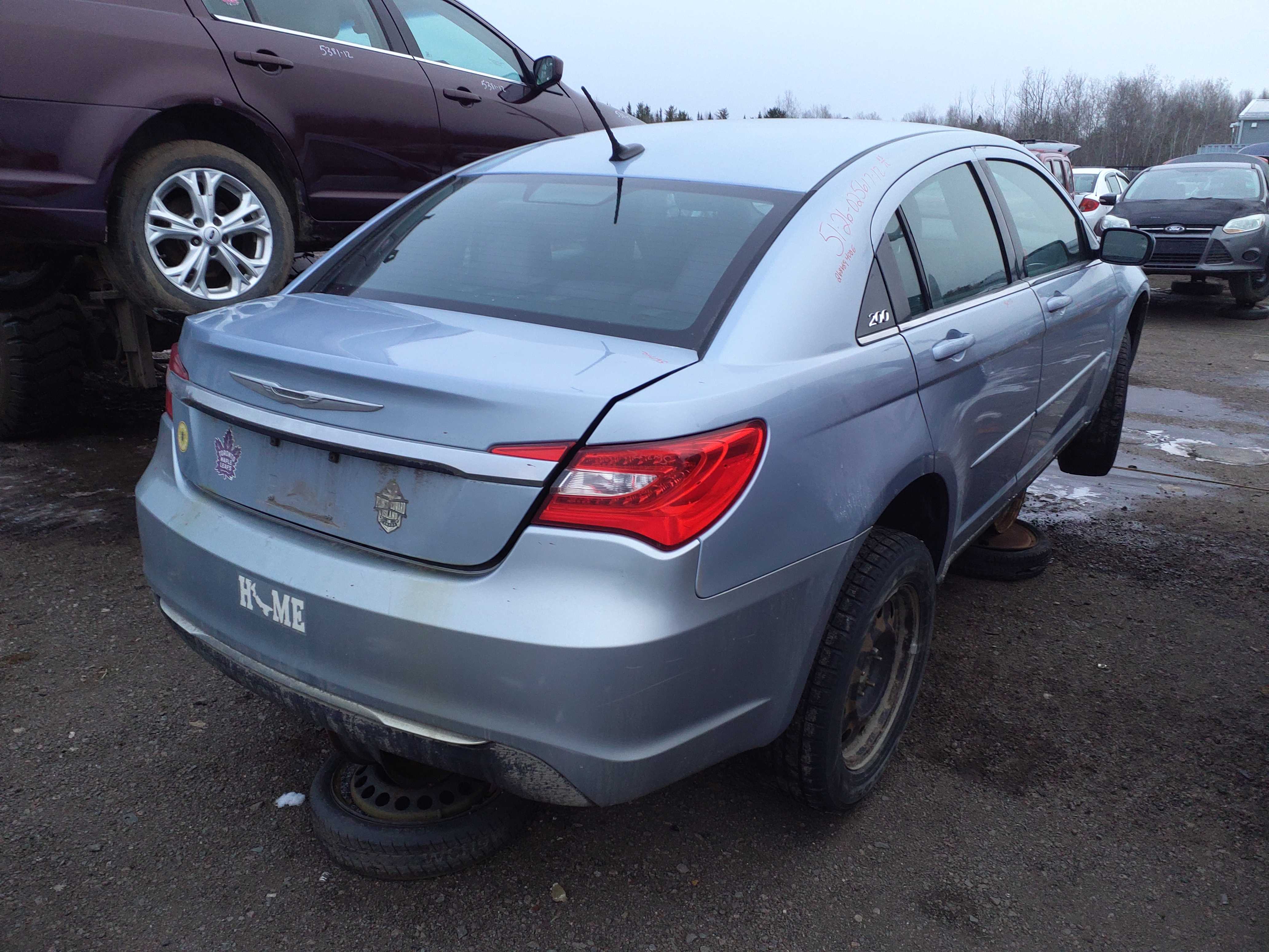 CHRYSLER 200 2012