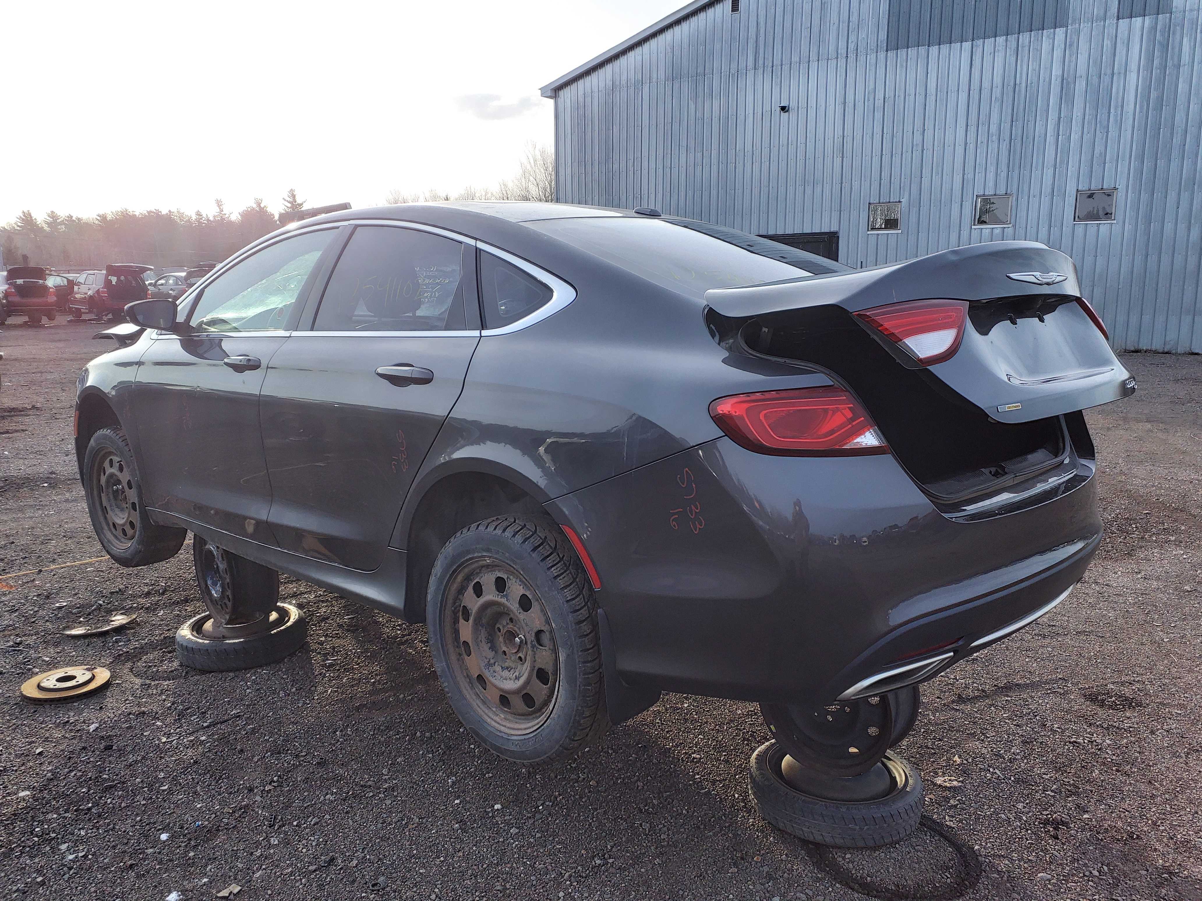 CHRYSLER 200 2016