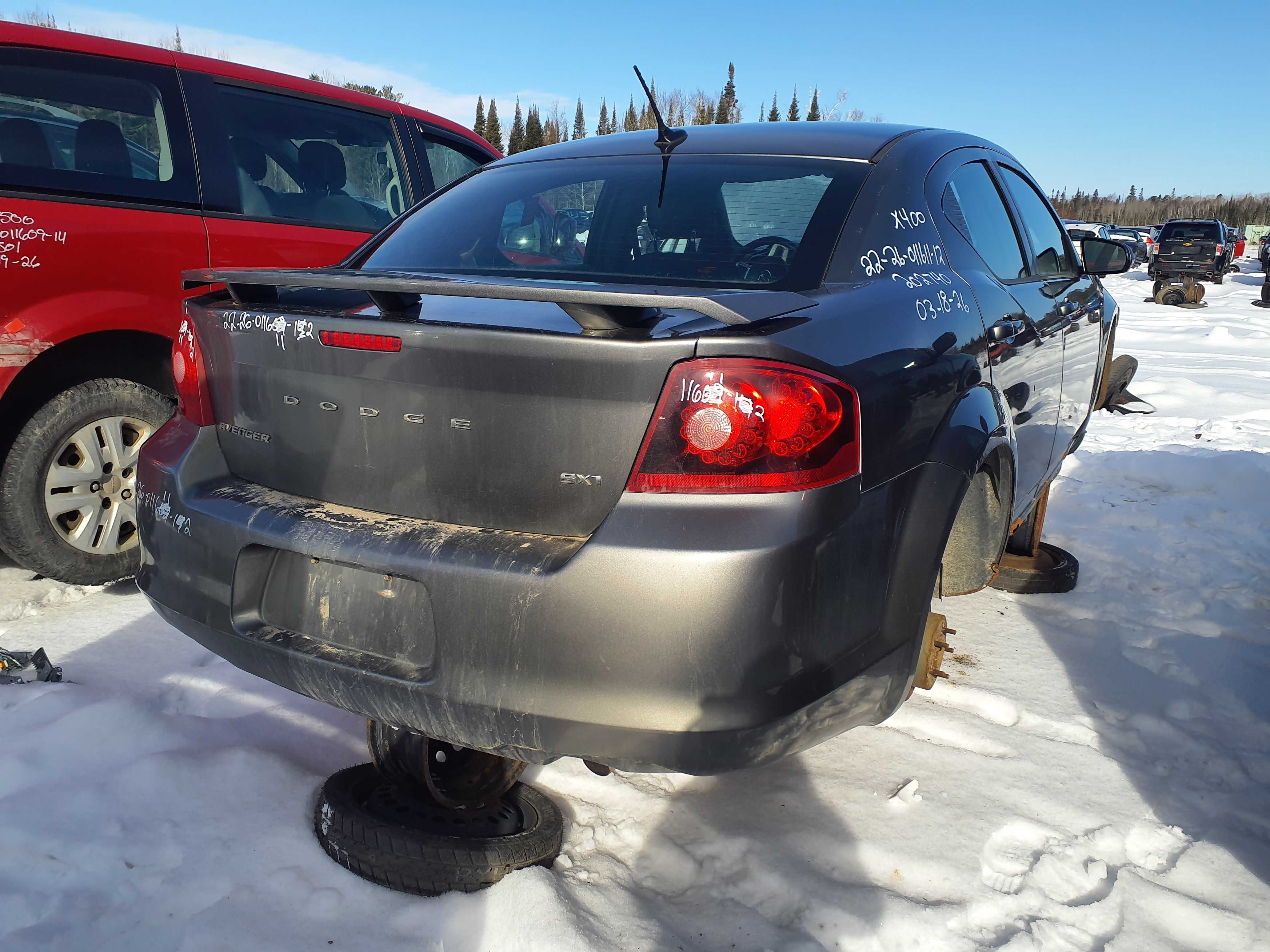 DODGE AVENGER 2012