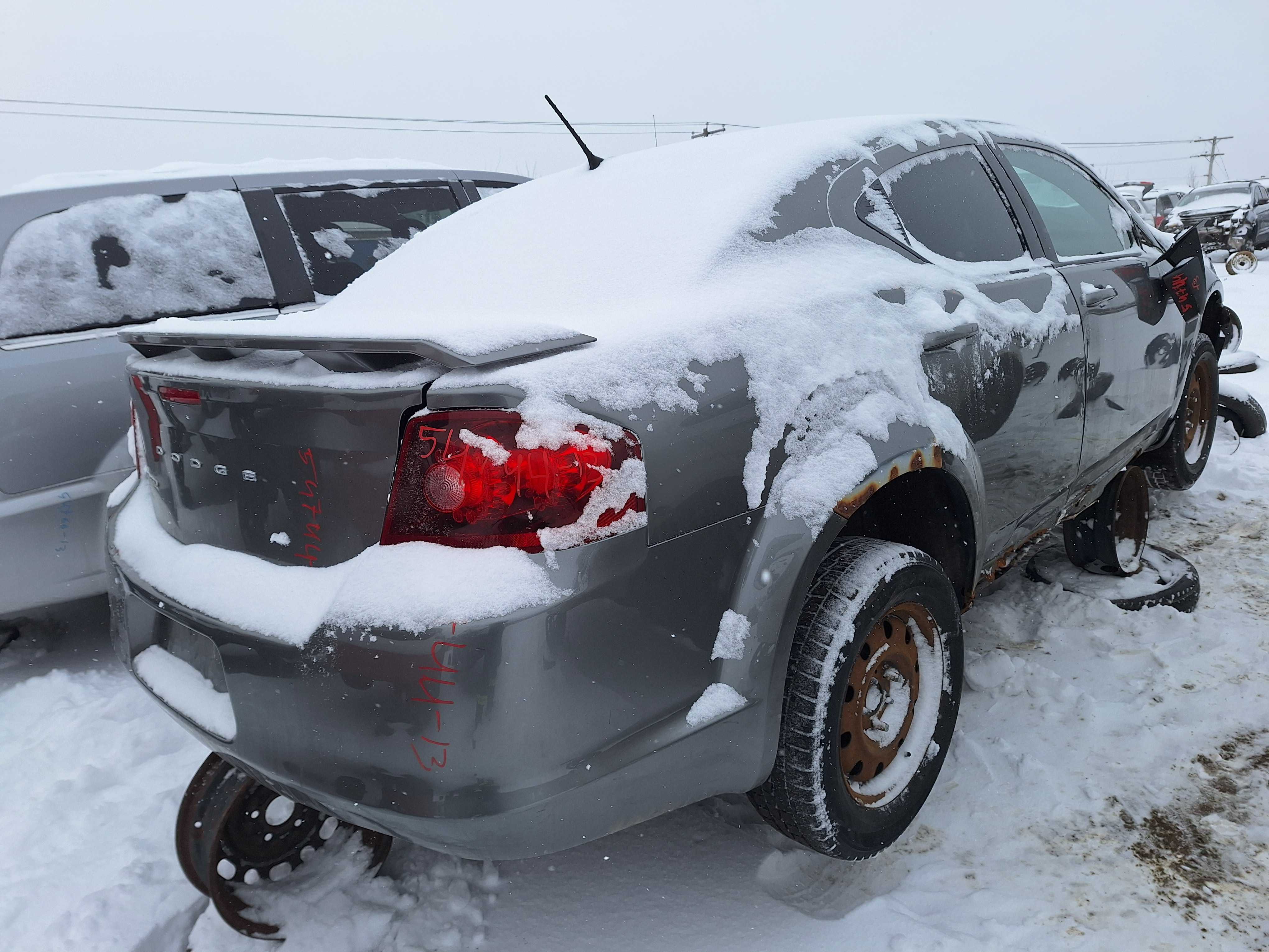 DODGE AVENGER 2013