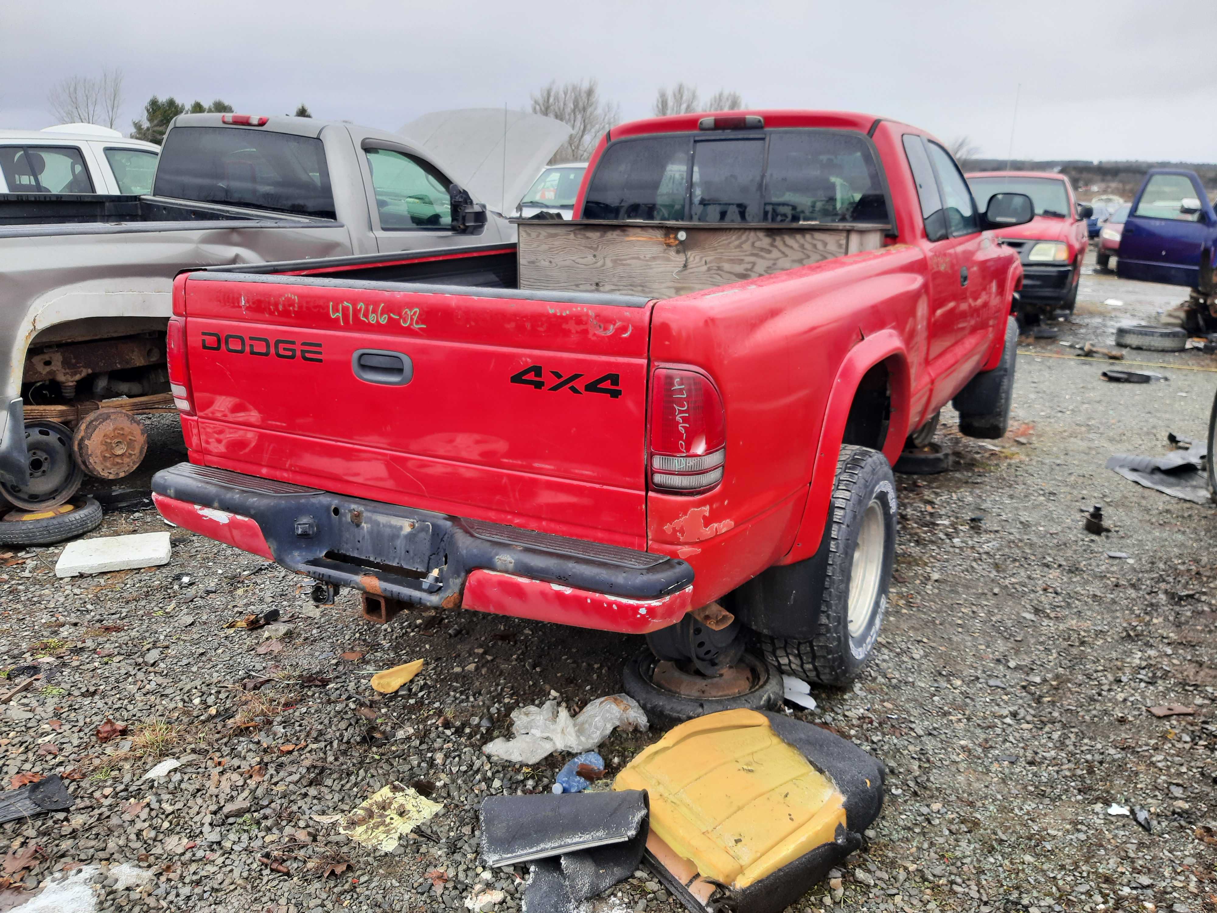 DODGE DAKOTA 2002