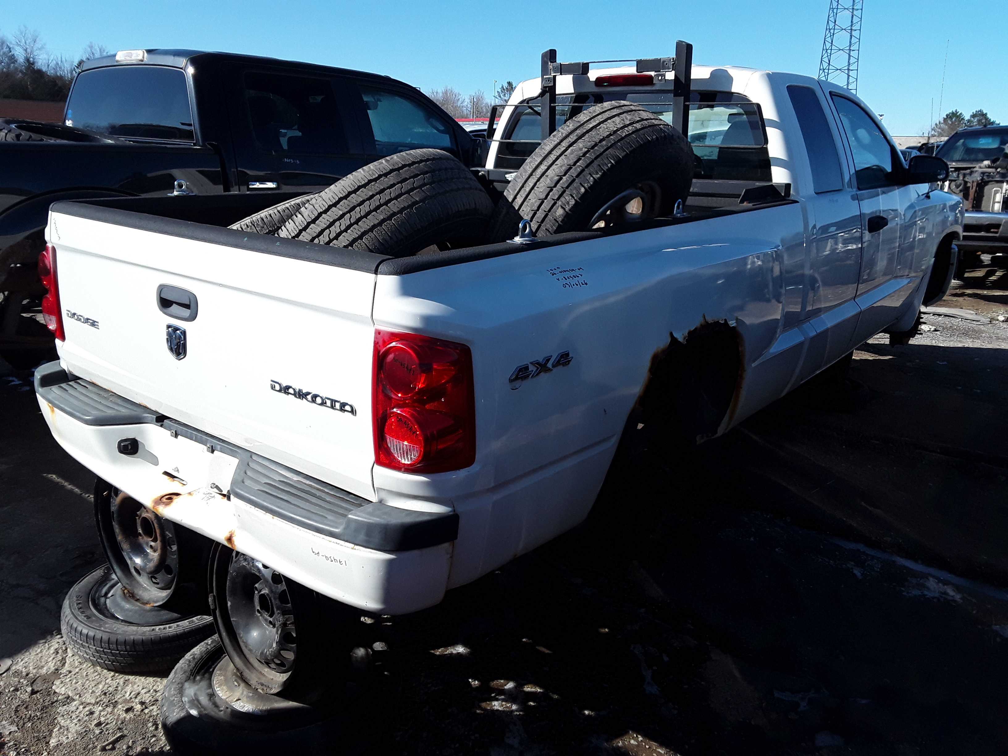 DODGE DAKOTA 2009