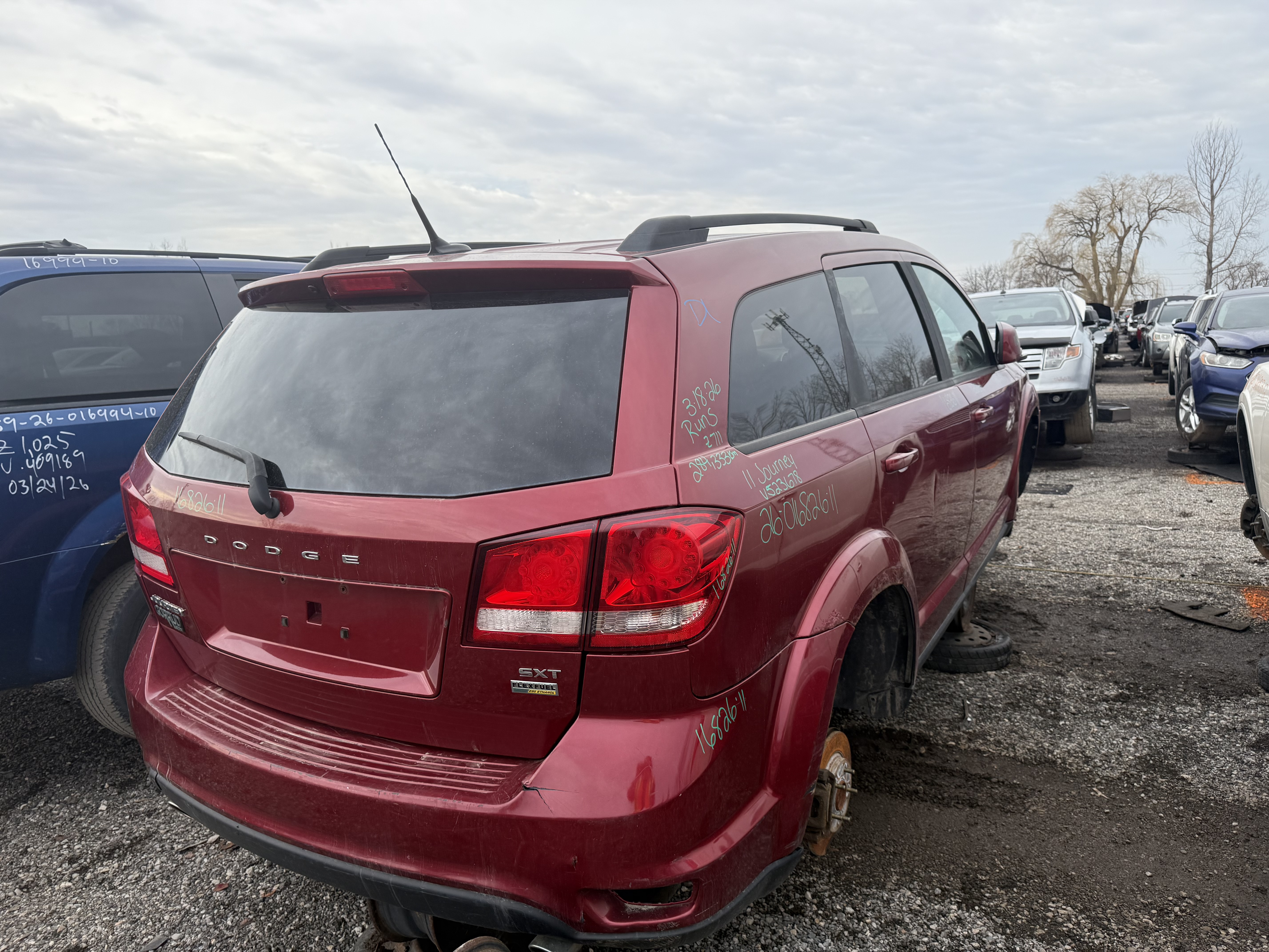 DODGE JOURNEY 2011