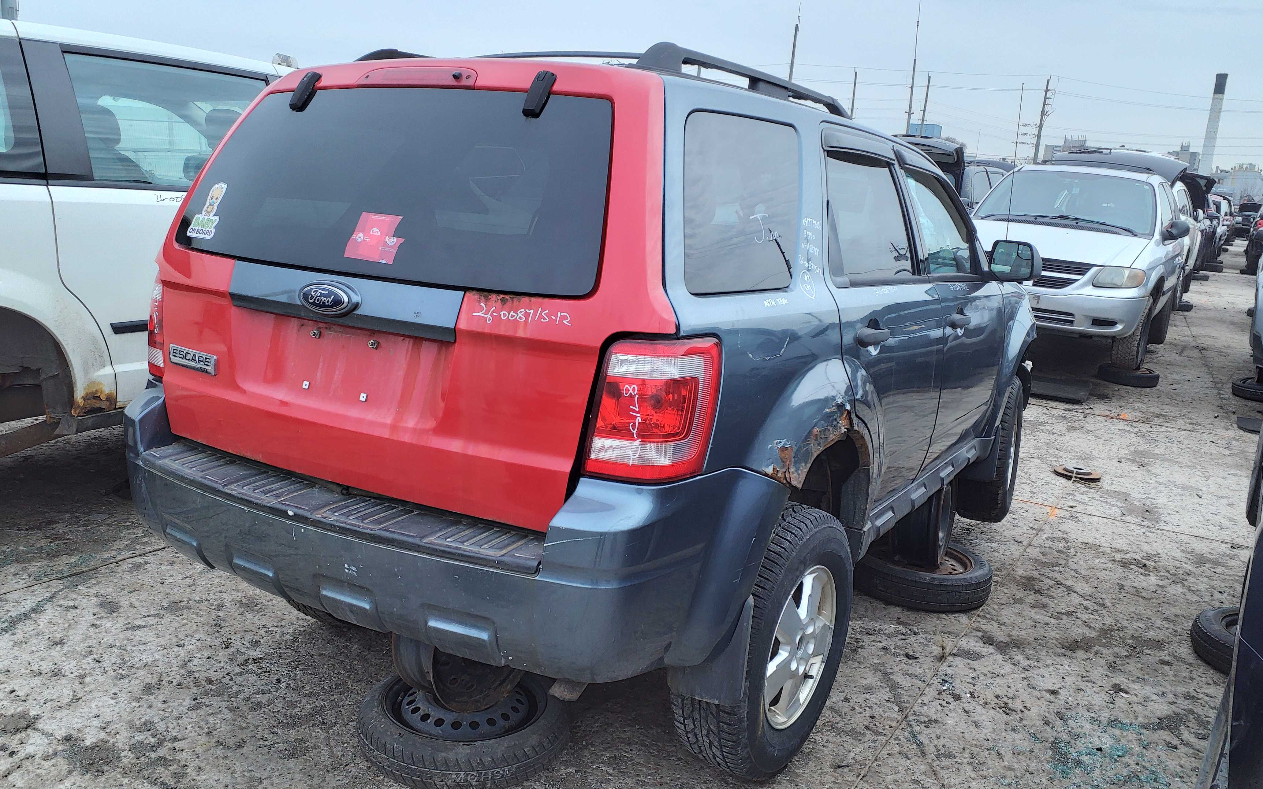 FORD ESCAPE 2012