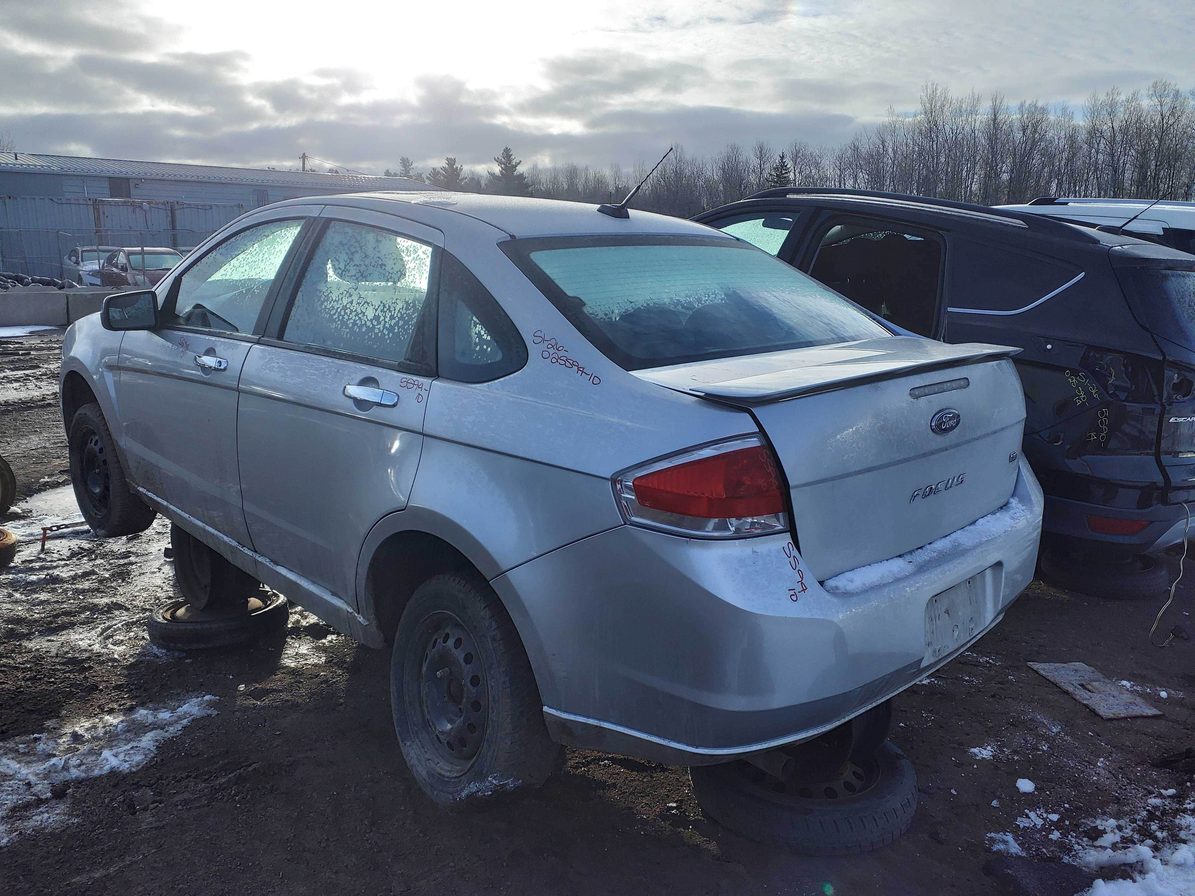 FORD FOCUS 2010