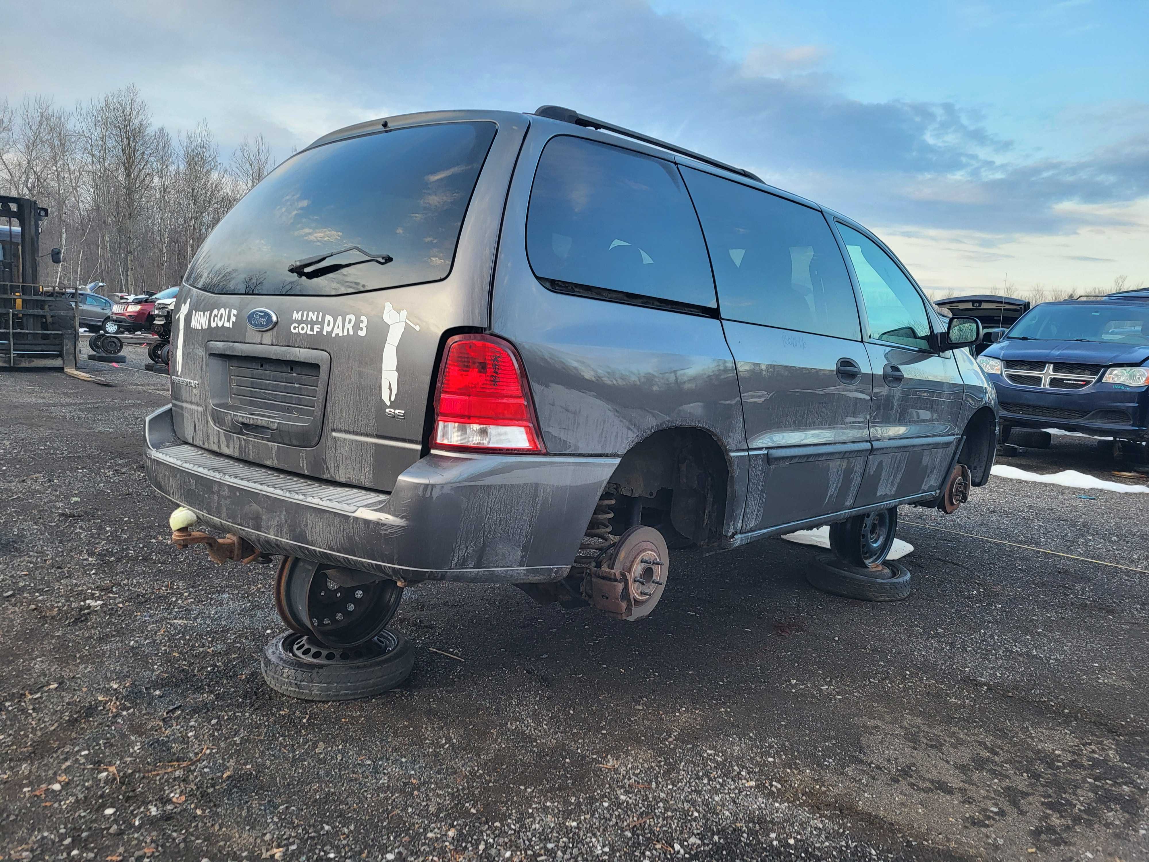 FORD FREESTAR 2006