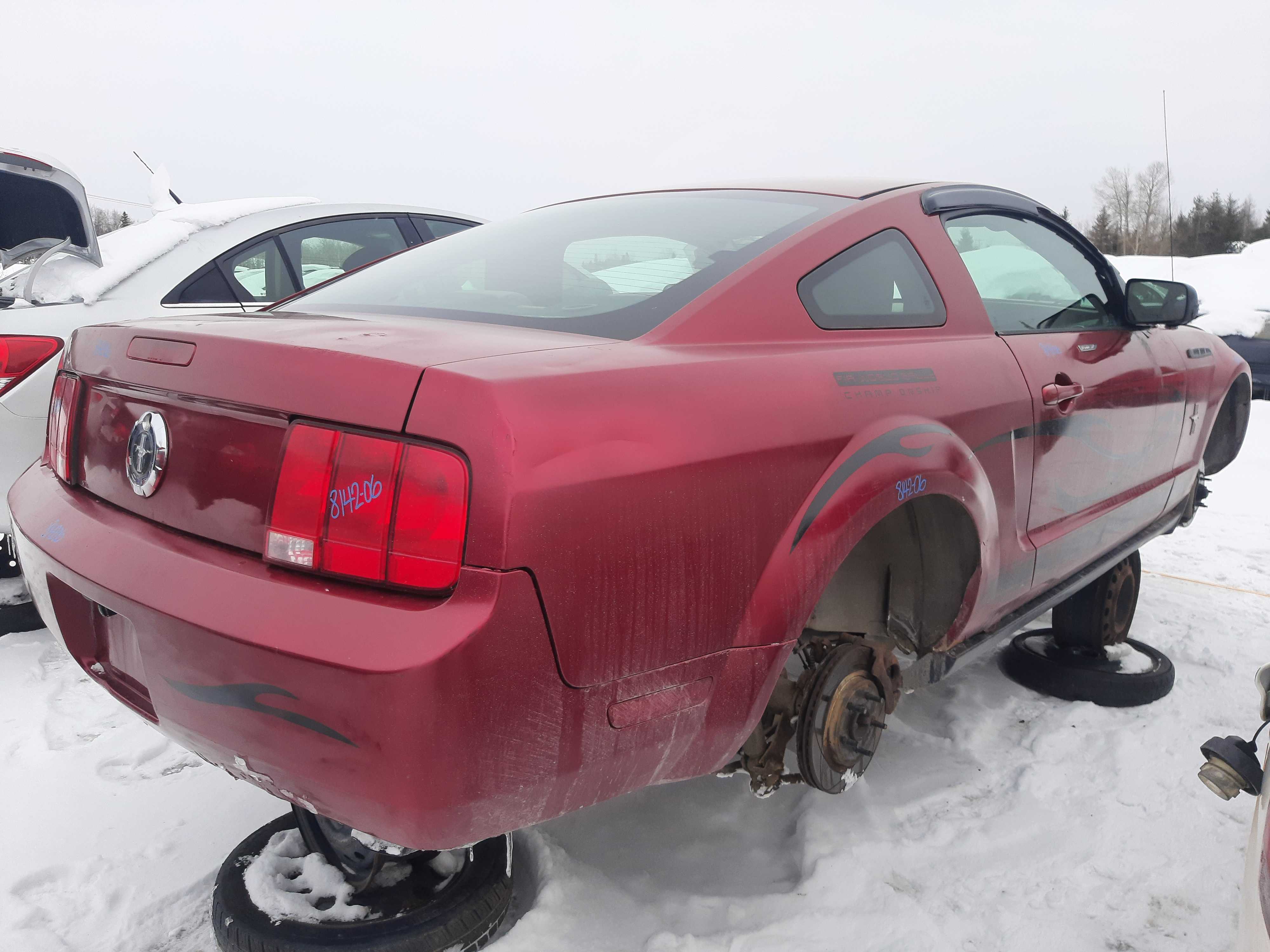 FORD MUSTANG 2006