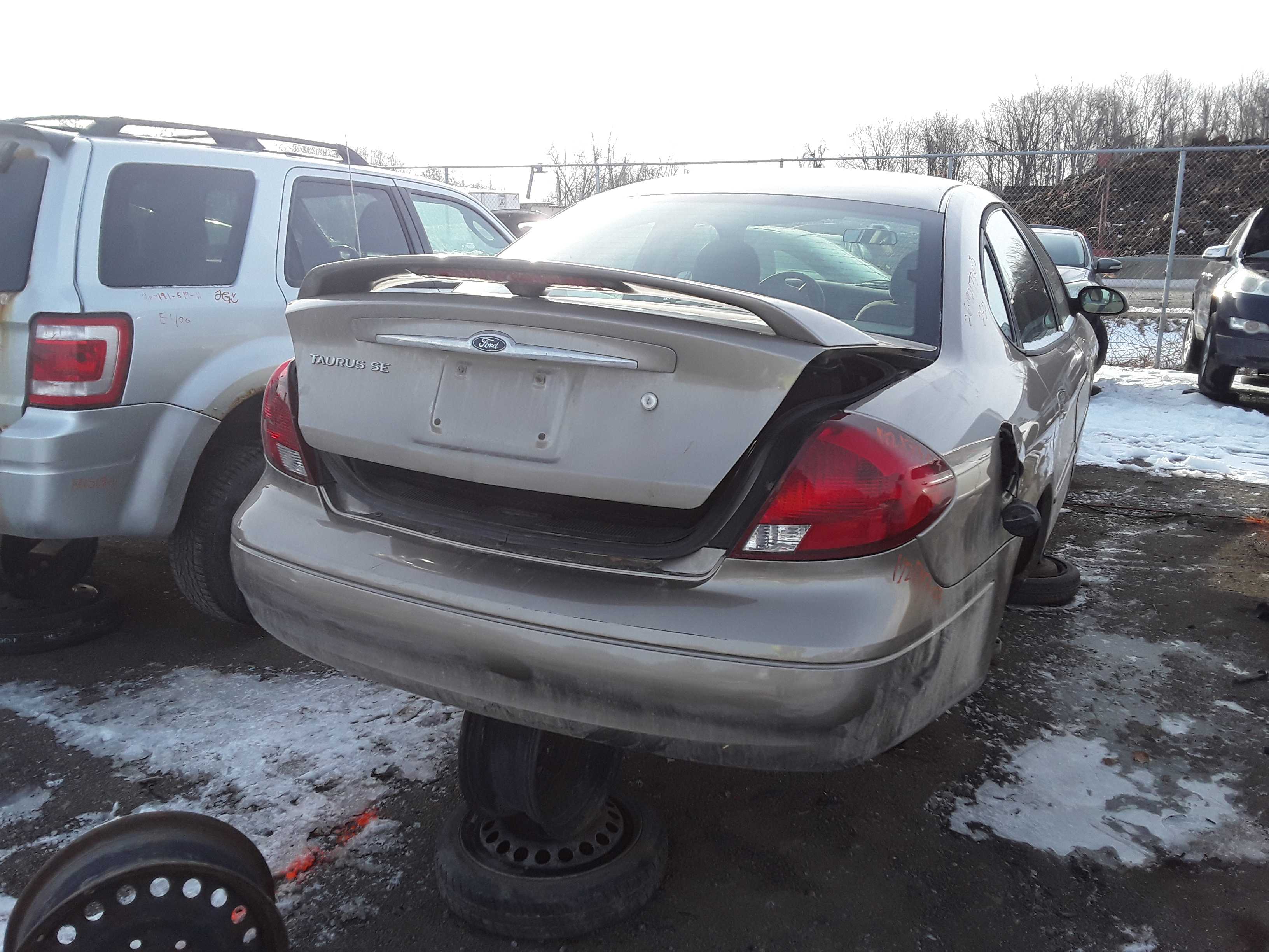 FORD TAURUS 2003