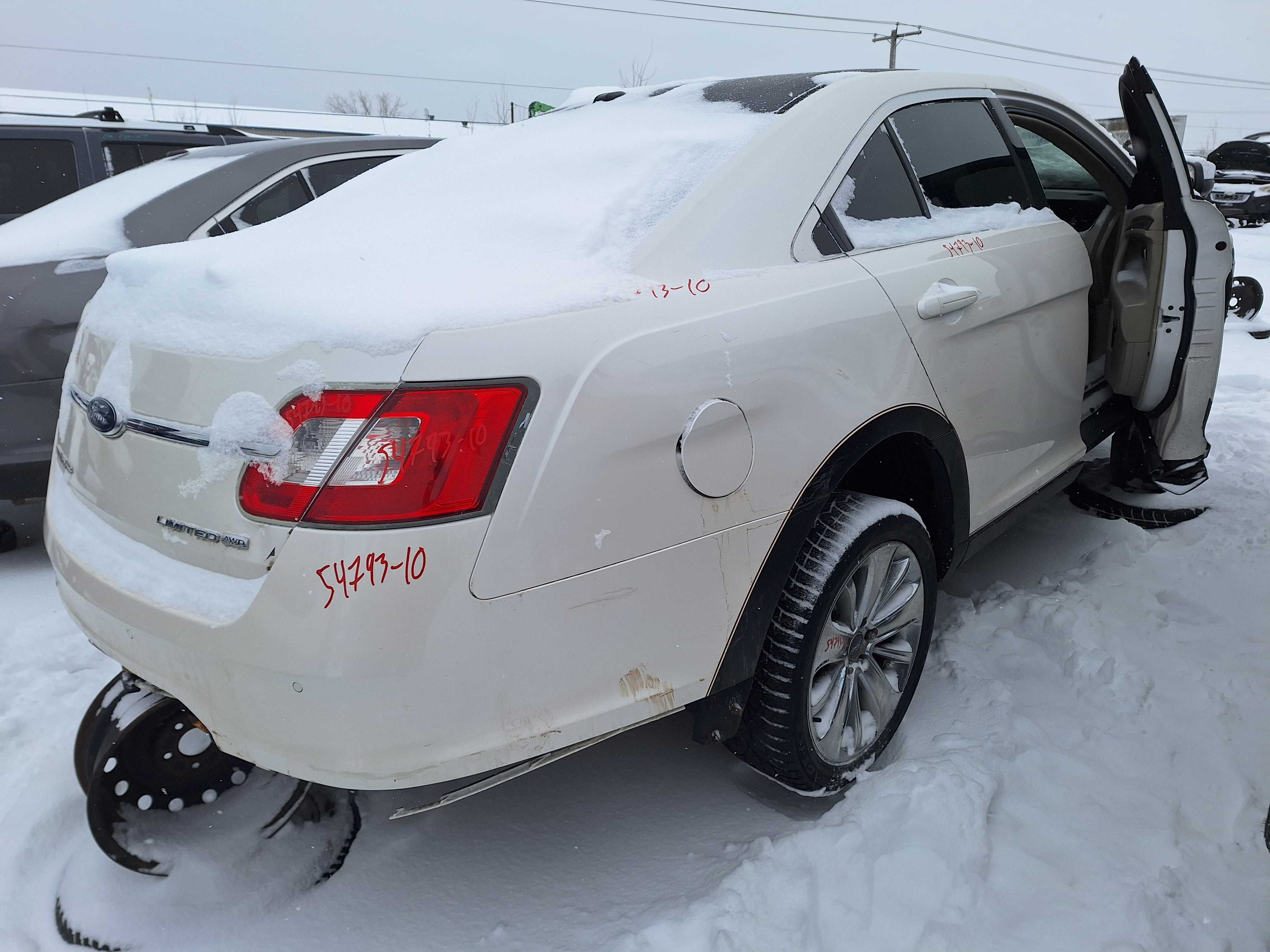 FORD TAURUS 2010