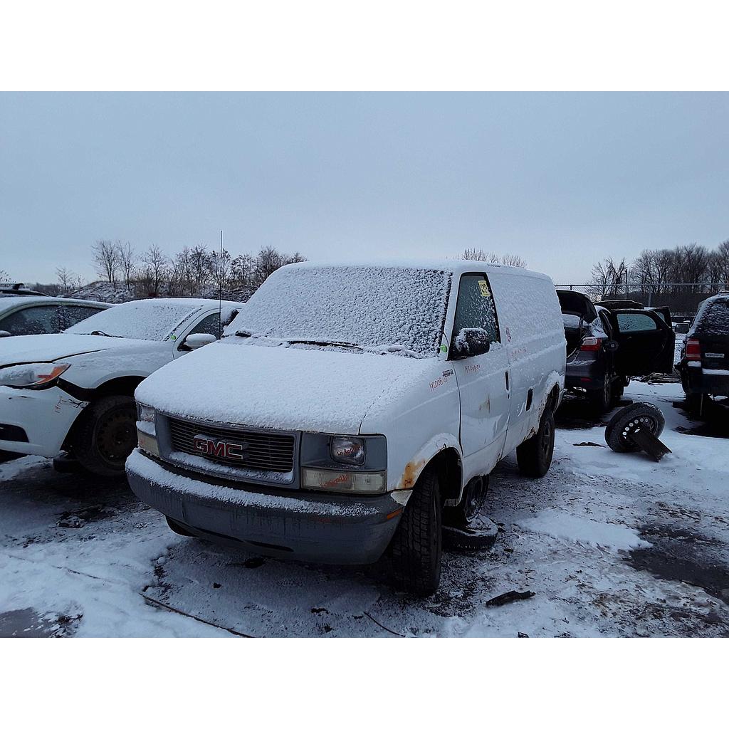 GMC SAFARI 2004