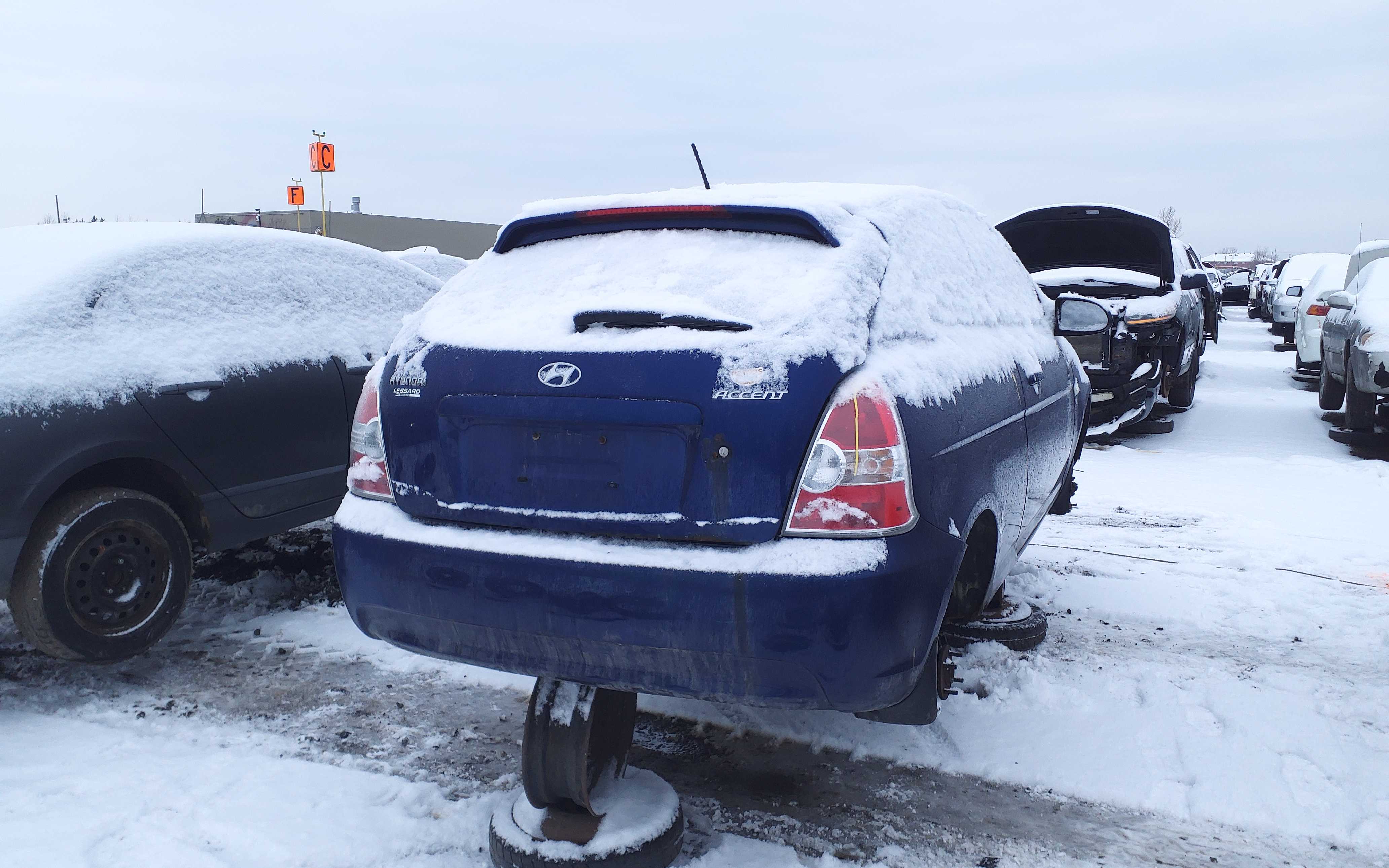 HYUNDAI ACCENT 2009