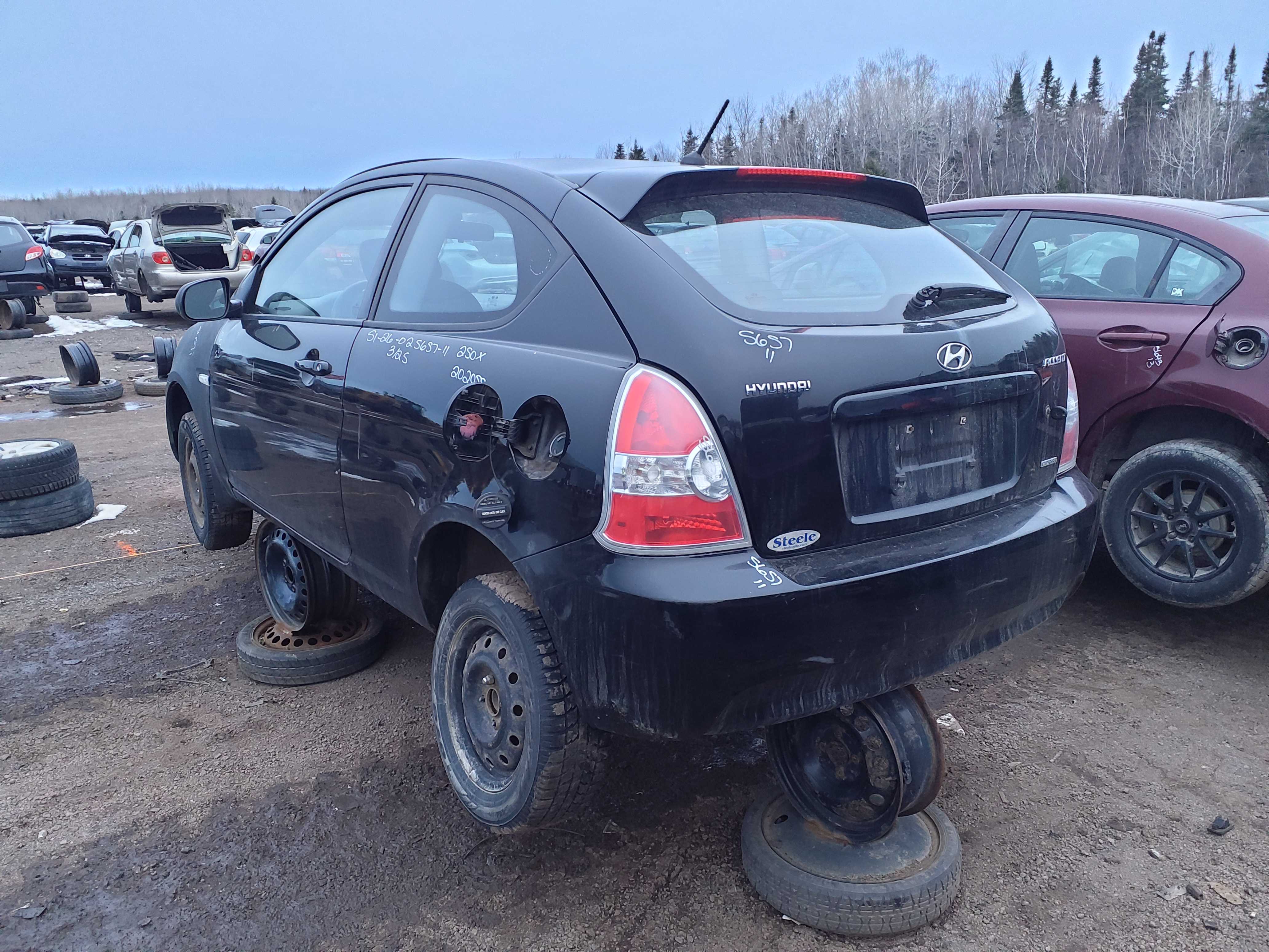 HYUNDAI ACCENT 2011