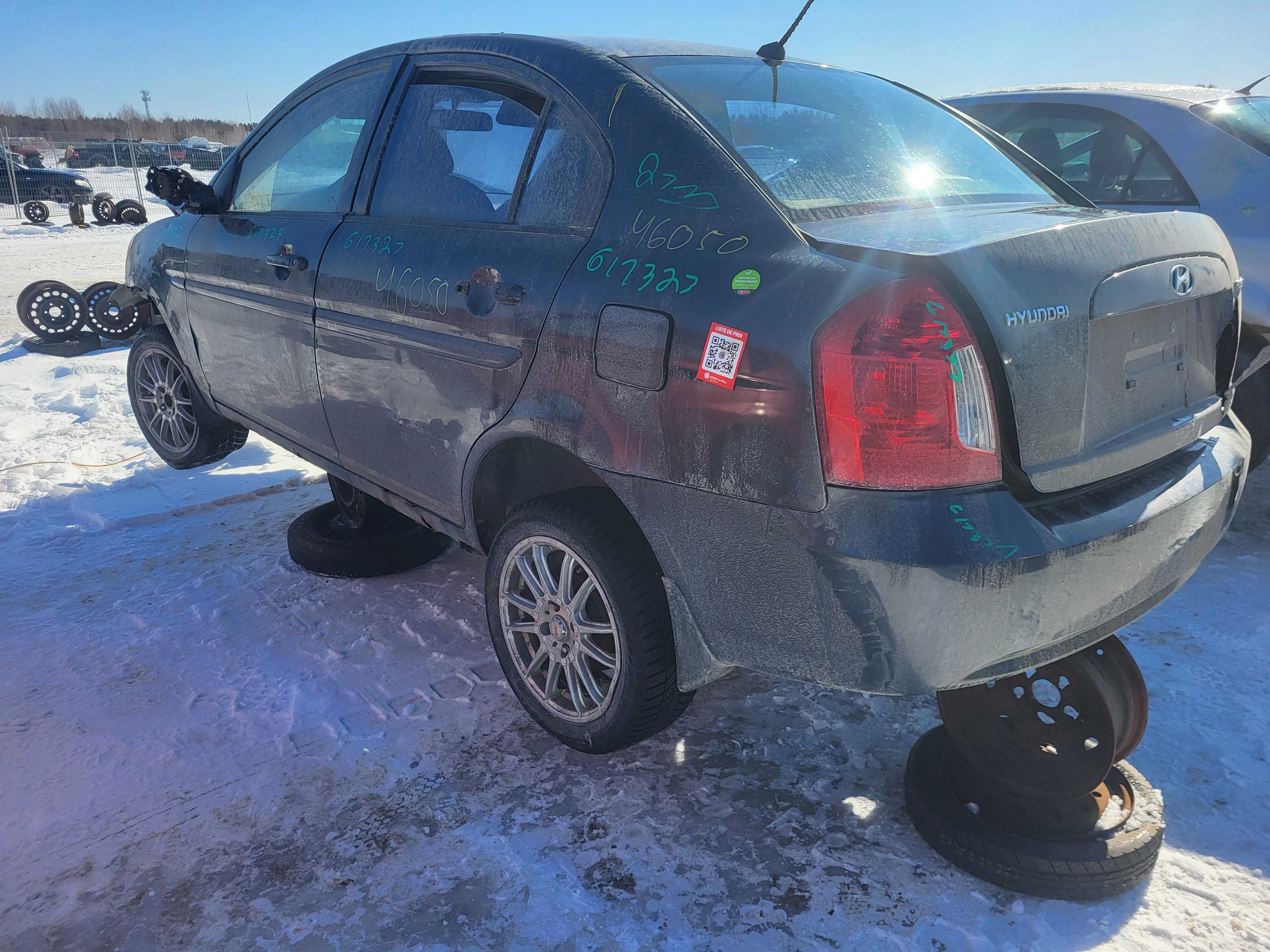 HYUNDAI ACCENT 2011