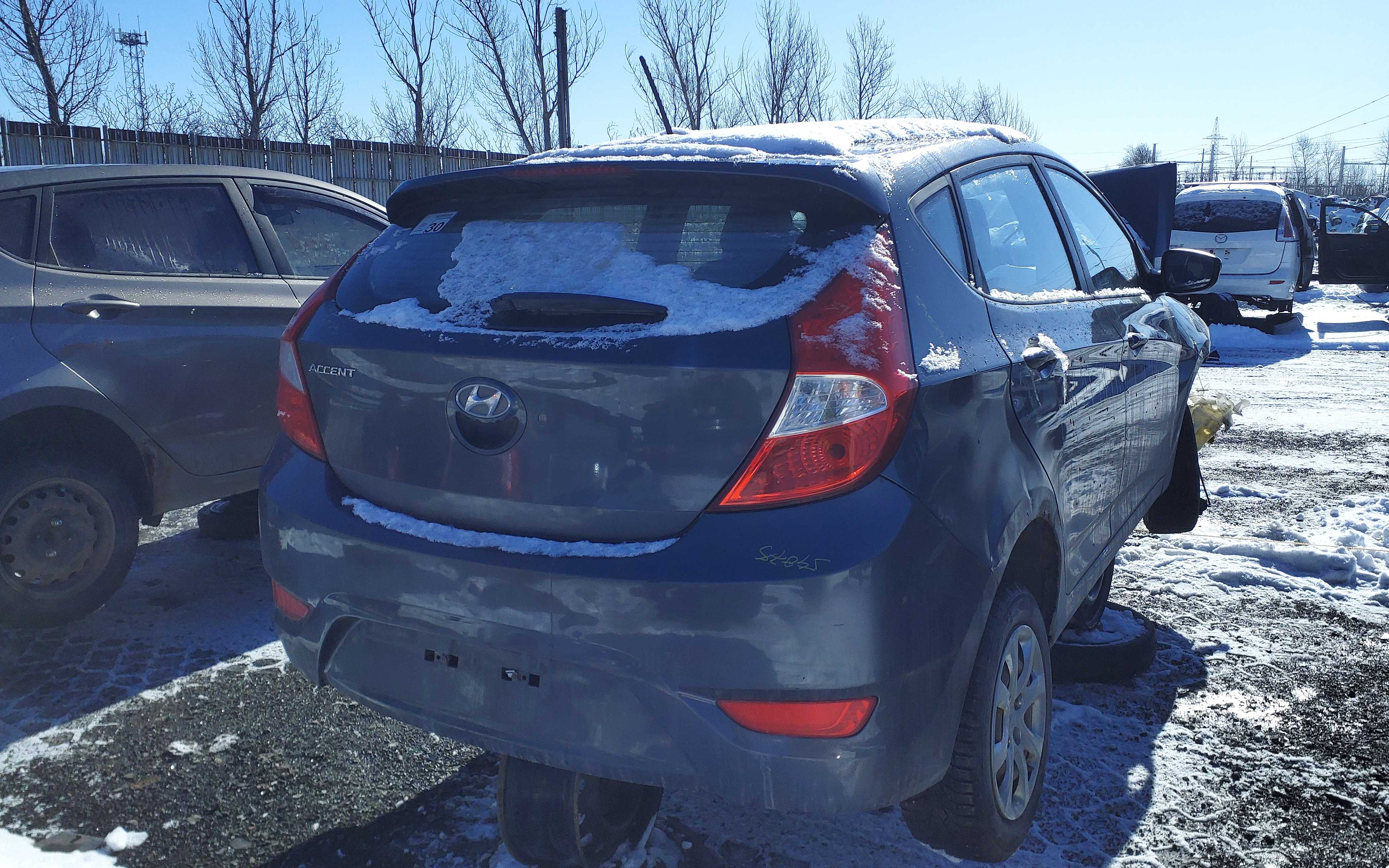 HYUNDAI ACCENT 2012