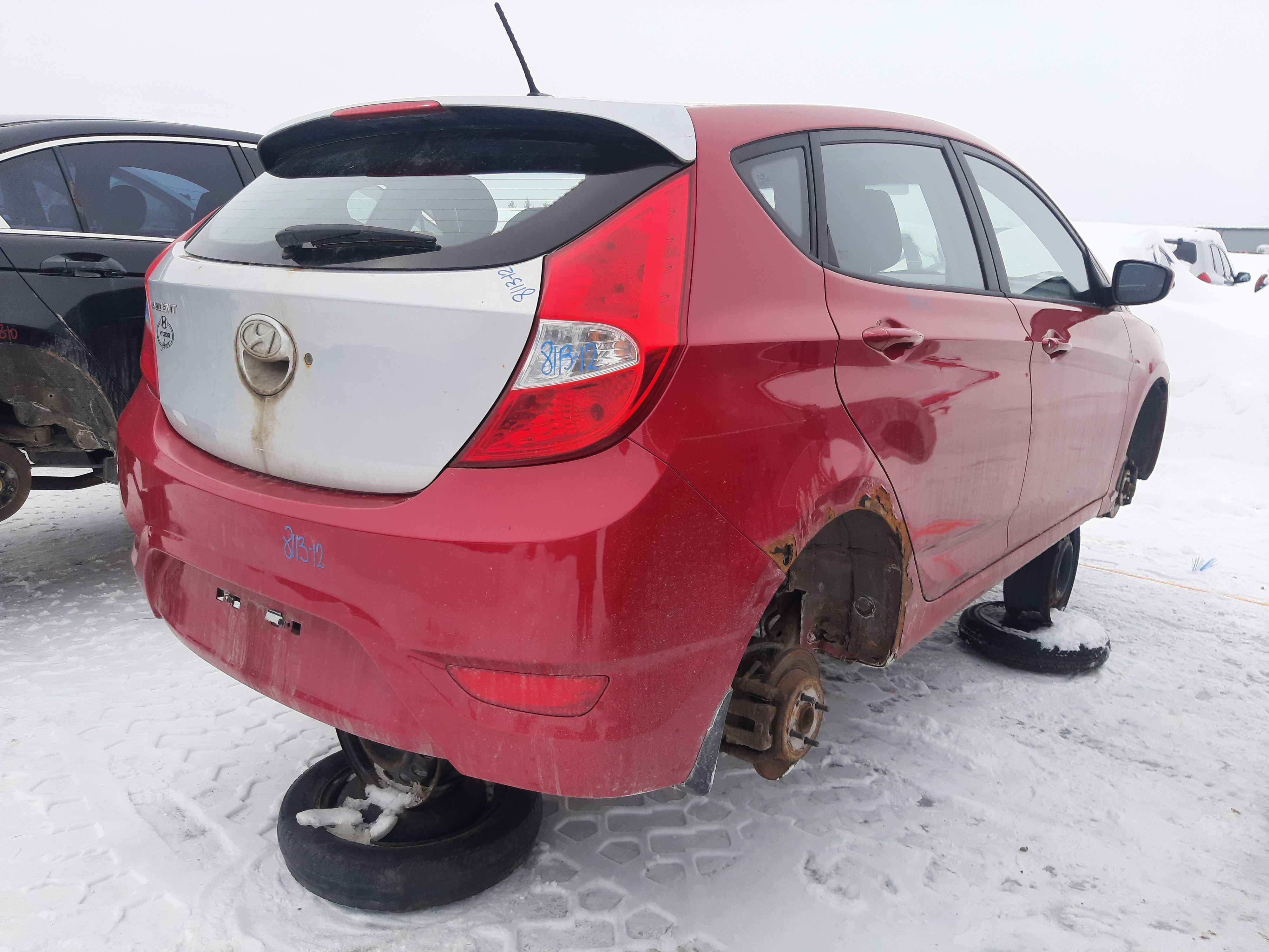 HYUNDAI ACCENT 2012