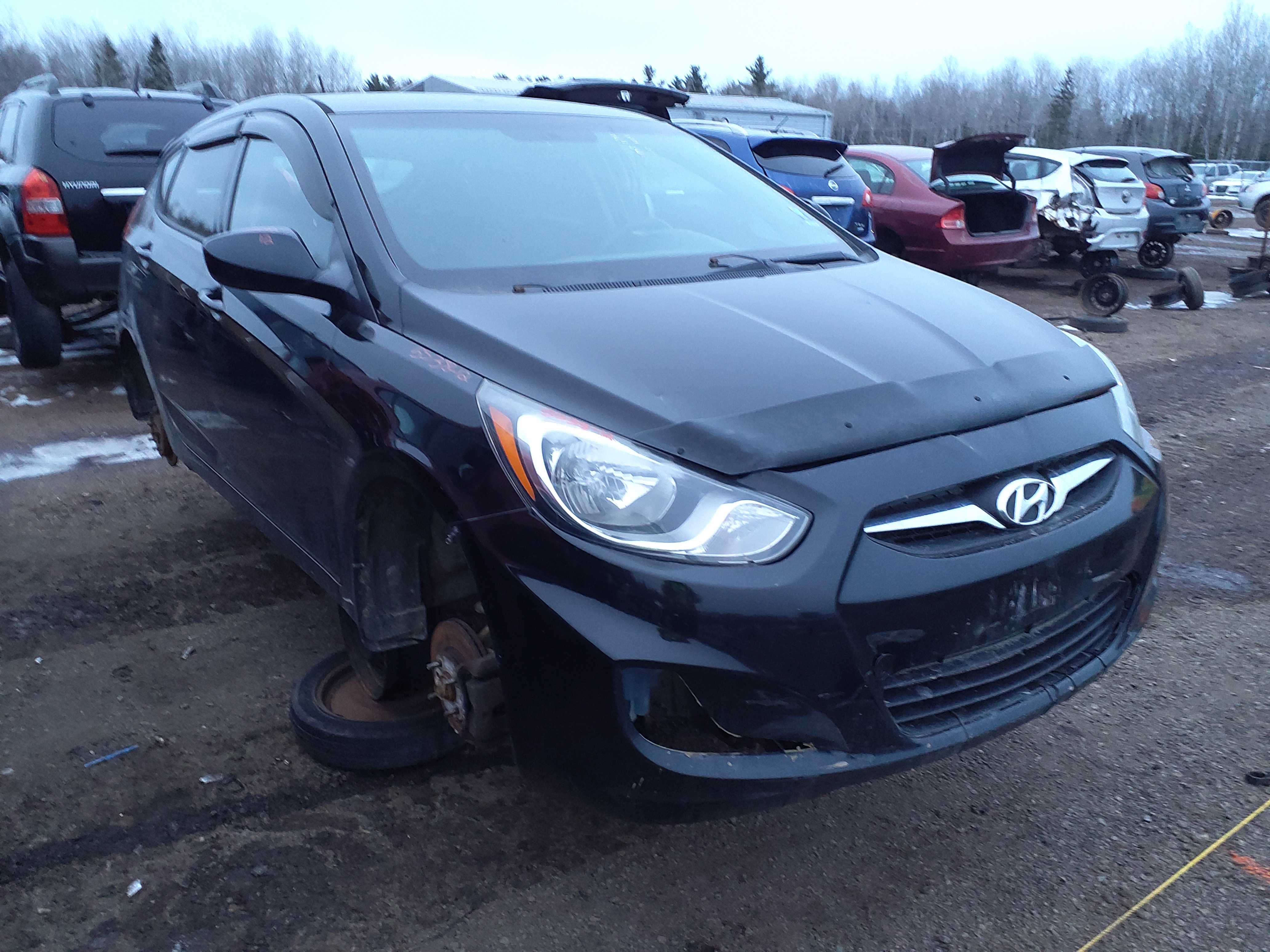 HYUNDAI ACCENT 2012