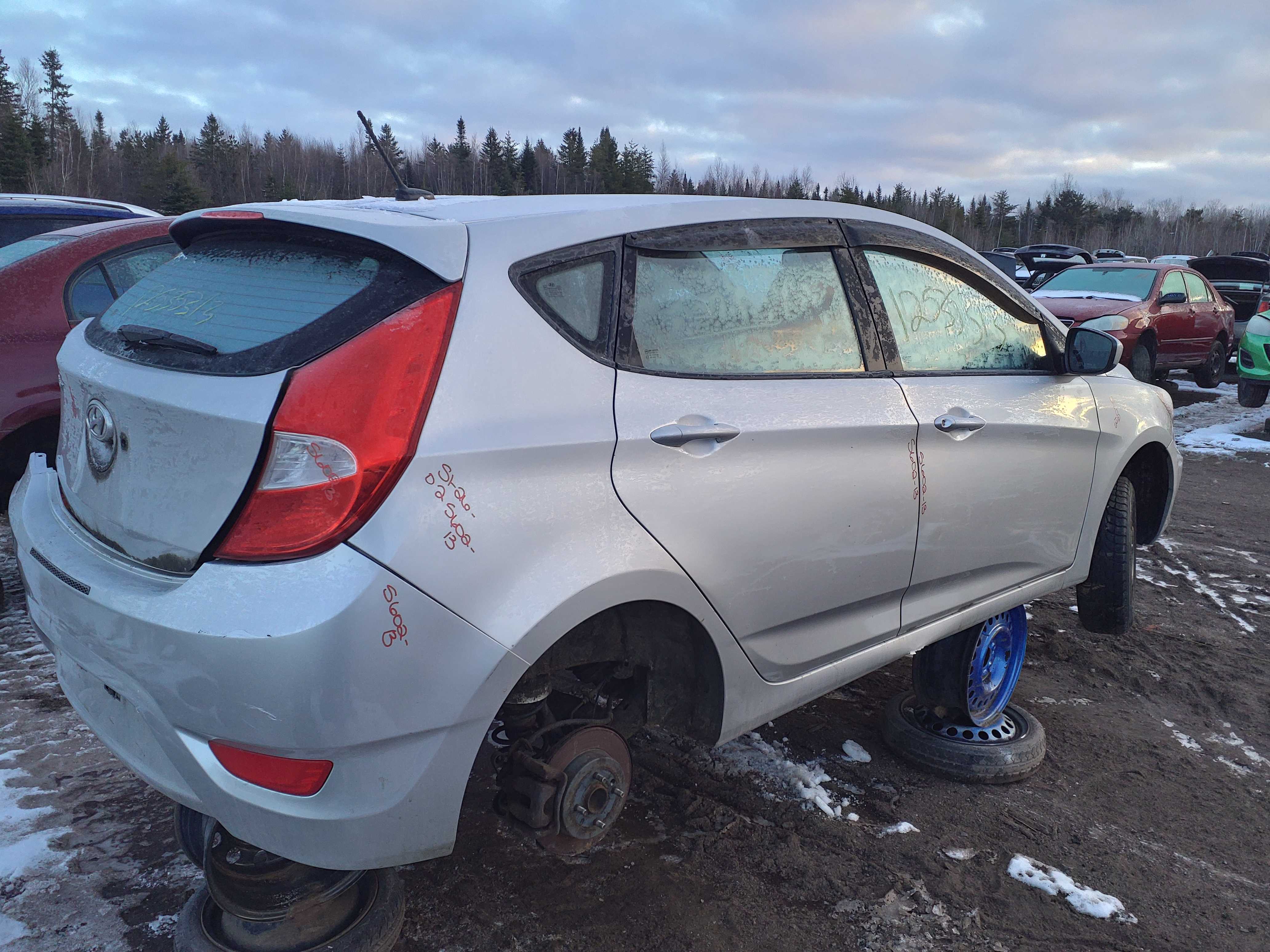 HYUNDAI ACCENT 2013