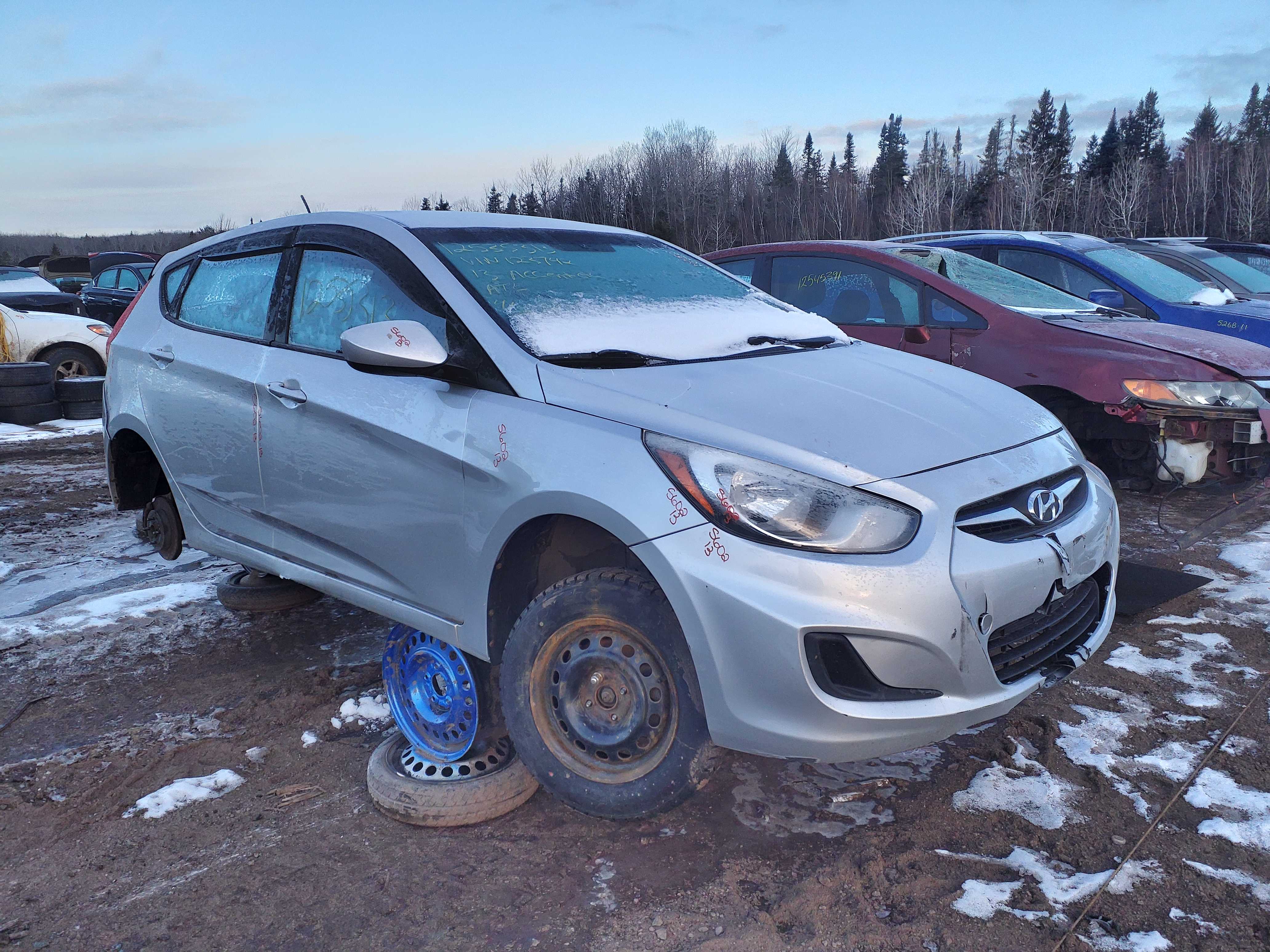 HYUNDAI ACCENT 2013