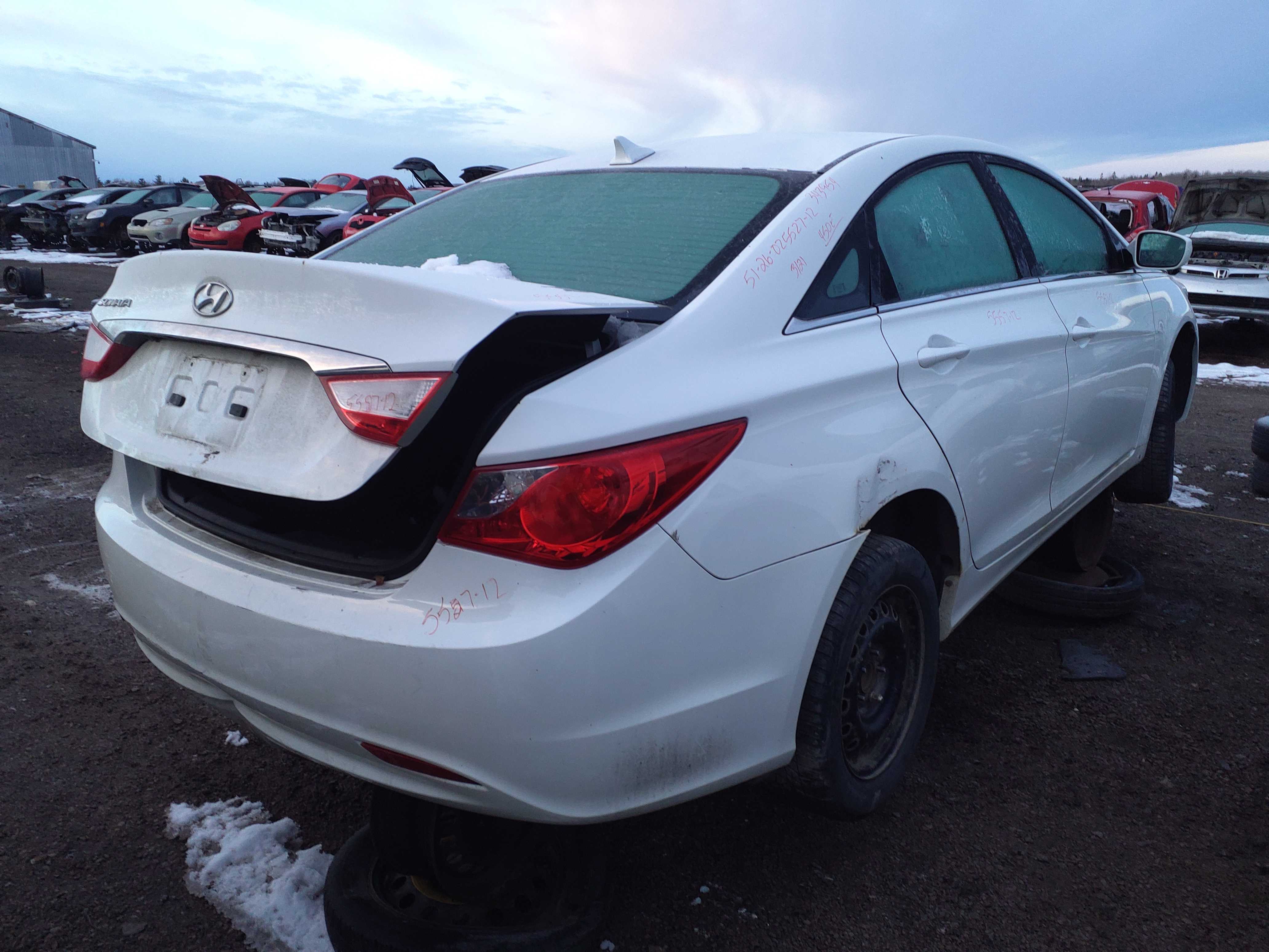 HYUNDAI SONATA 2012