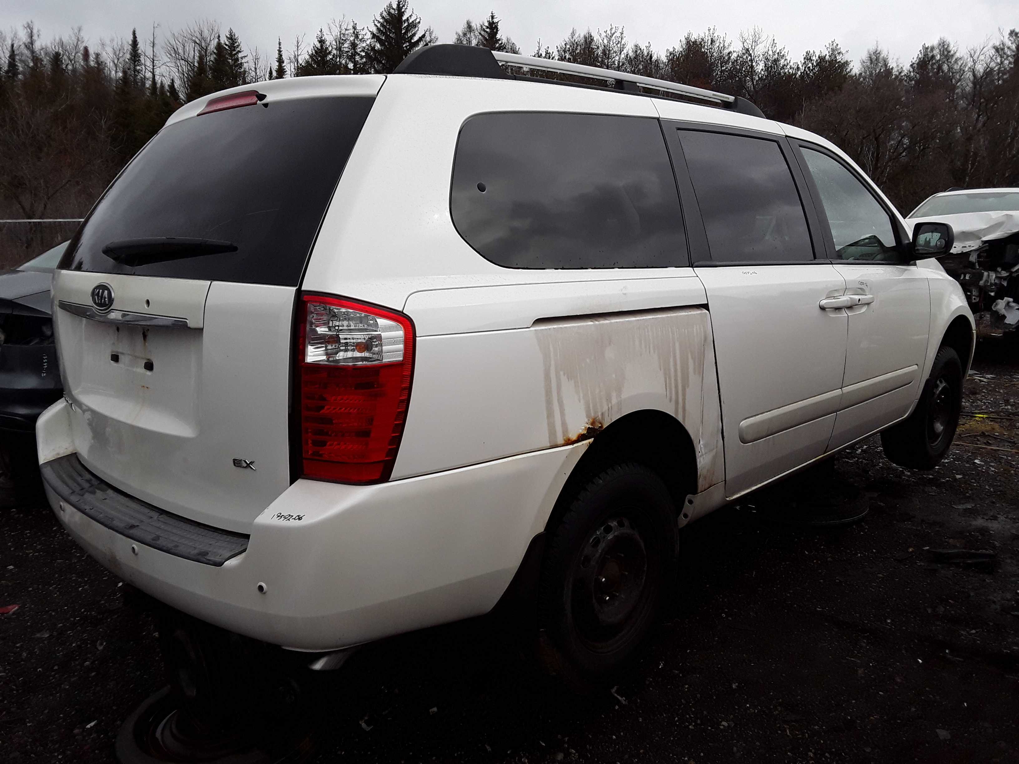 KIA SEDONA 2006
