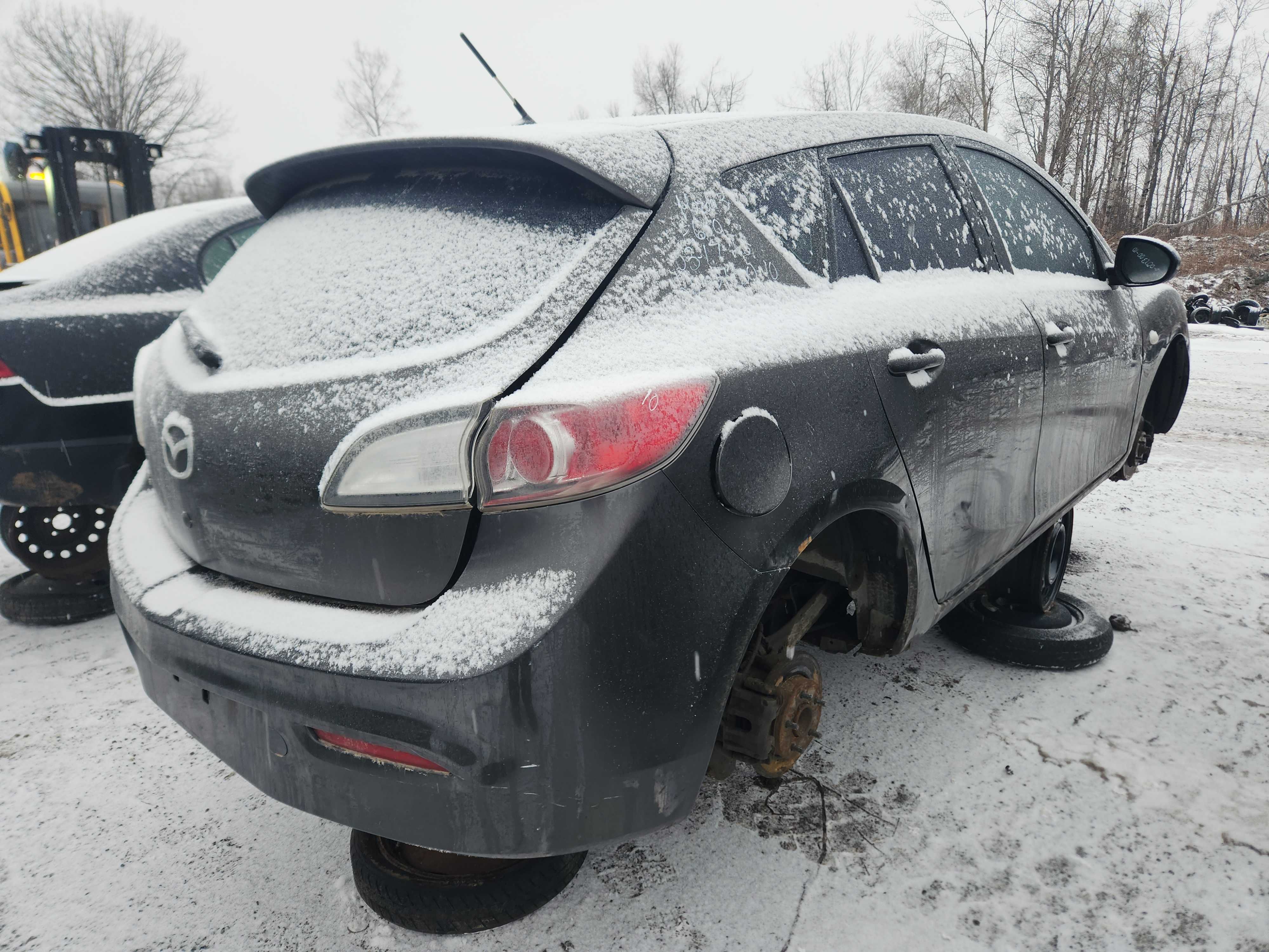 MAZDA MAZDA3 2010