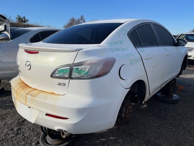 MAZDA MAZDA3 2010