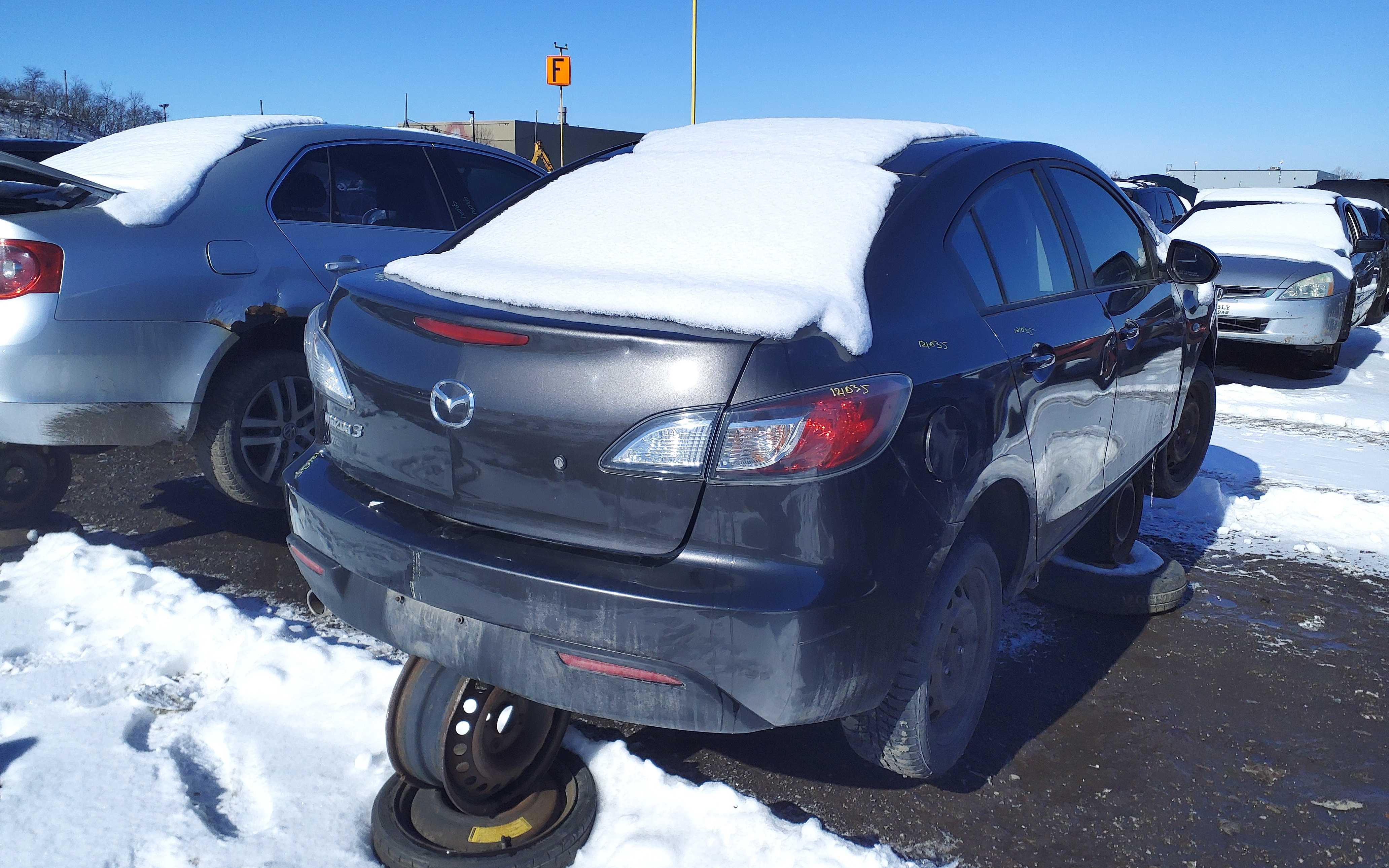 MAZDA MAZDA3 2010