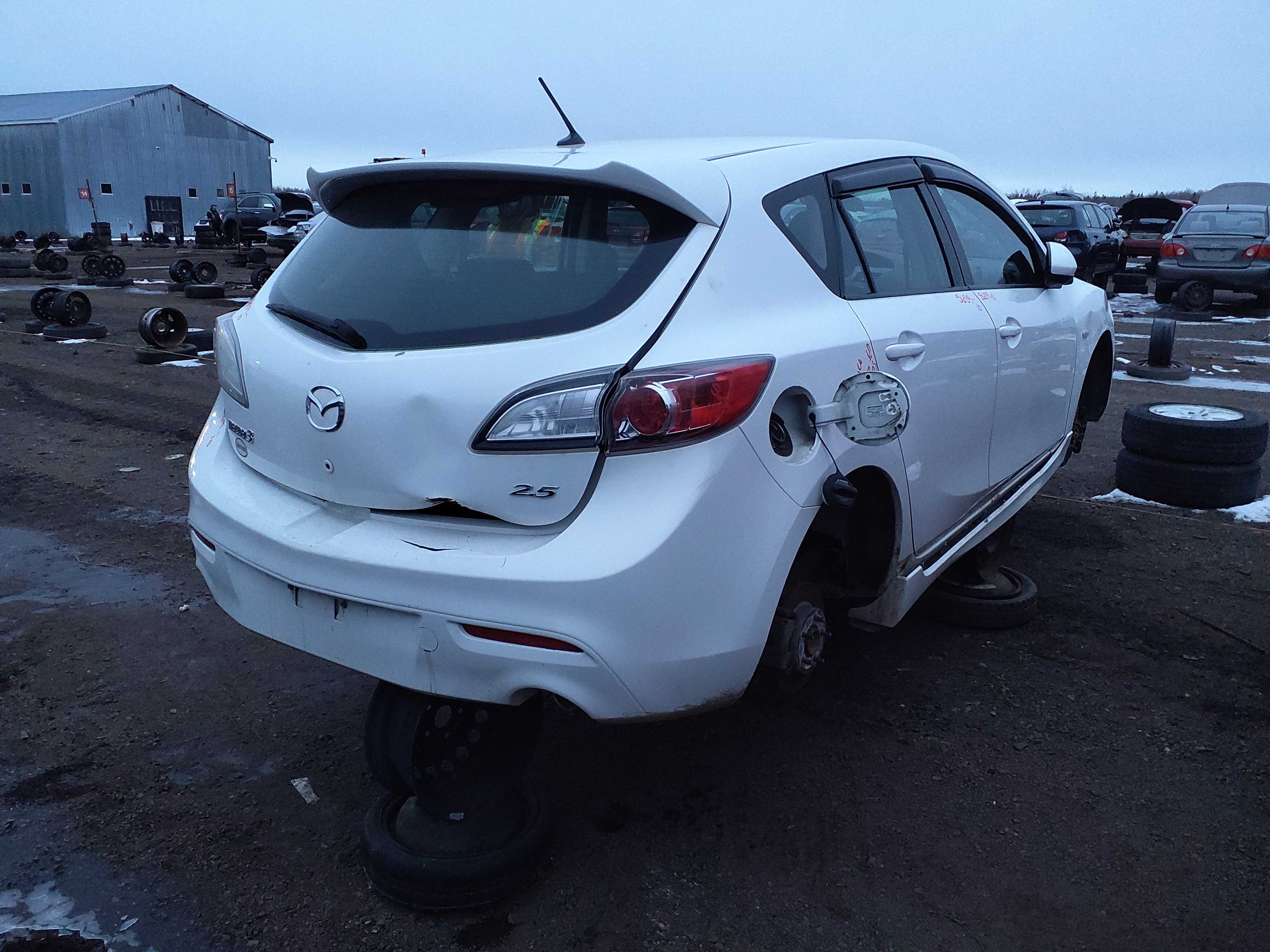 MAZDA MAZDA3 2010